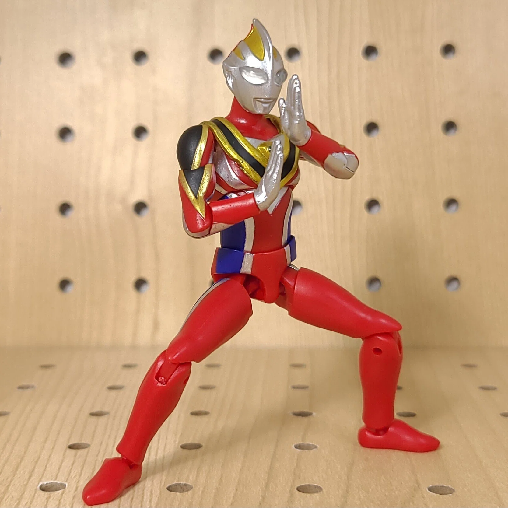 超動αウルトラマン ウルトラマンガイア スプリーム・ヴァージョン 