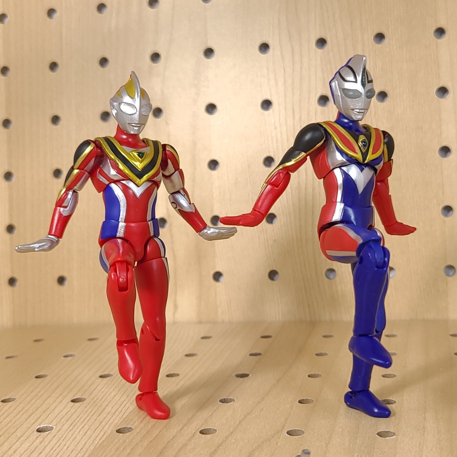 真骨彫 ウルトラマンダイナ＆ガイア＆エフェクトパーツ 真骨彫 ウルトラマンダイナ＆ガイア＆エフェクトパーツ 真骨彫