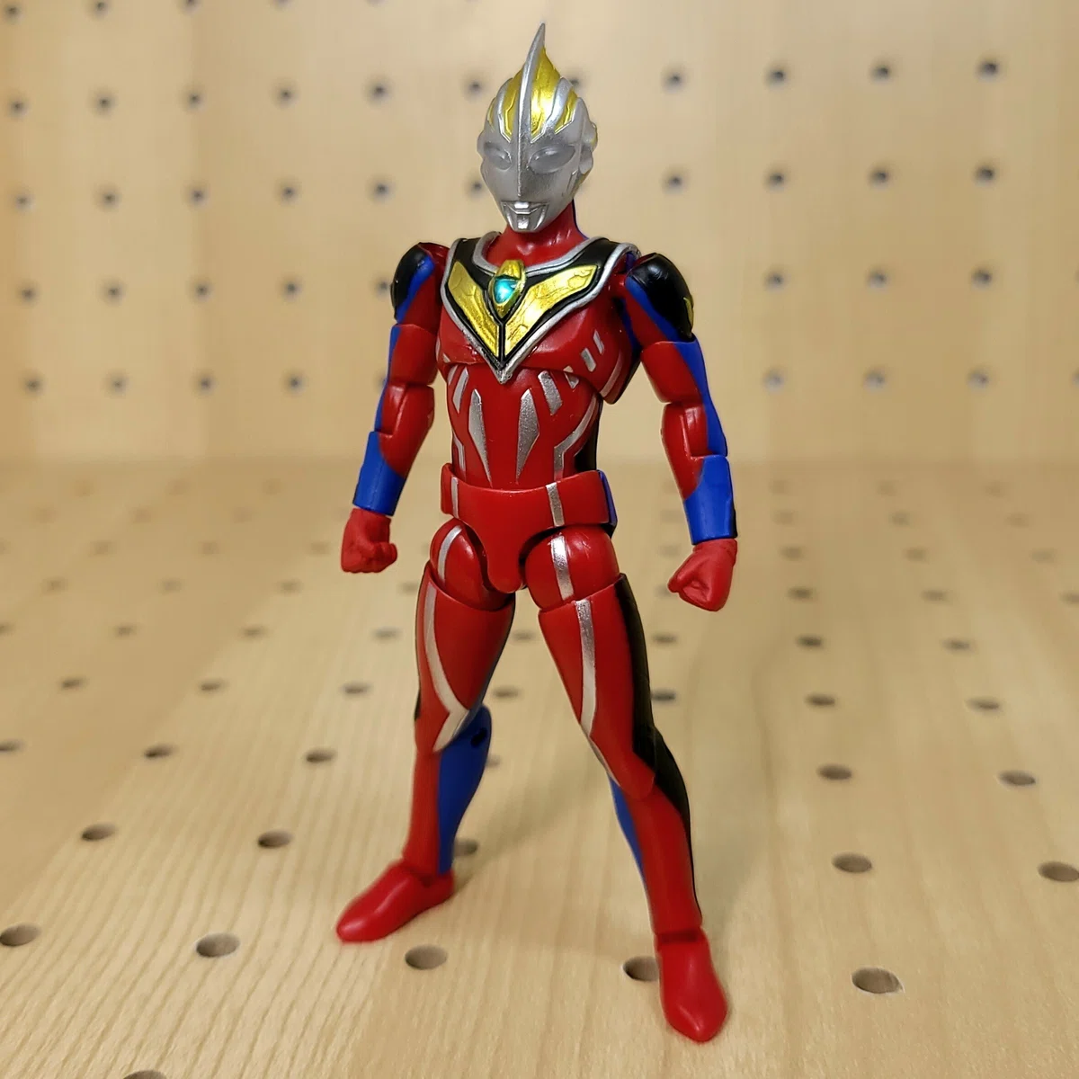 超動αウルトラマン ウルトラマンガイア スプリーム・ヴァージョン 