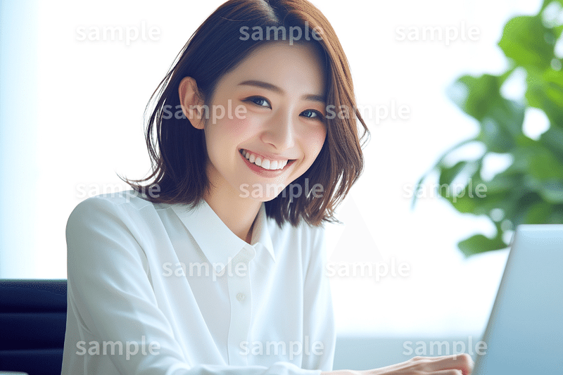 【笑顔】「働く女性」のフリー素材3枚セット｜ビジネスウーマン・求人広告・アイキャッチ・起業のイメージ画像に｜FREE