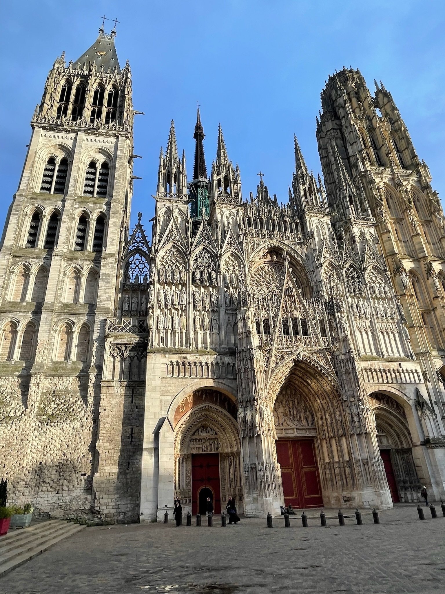 フランスひとり旅【美術館編おまけ】モネの連作「ルーアン大聖堂 フランスひとり旅【美術館編おまけ】モネの連作「ルーアン大聖堂