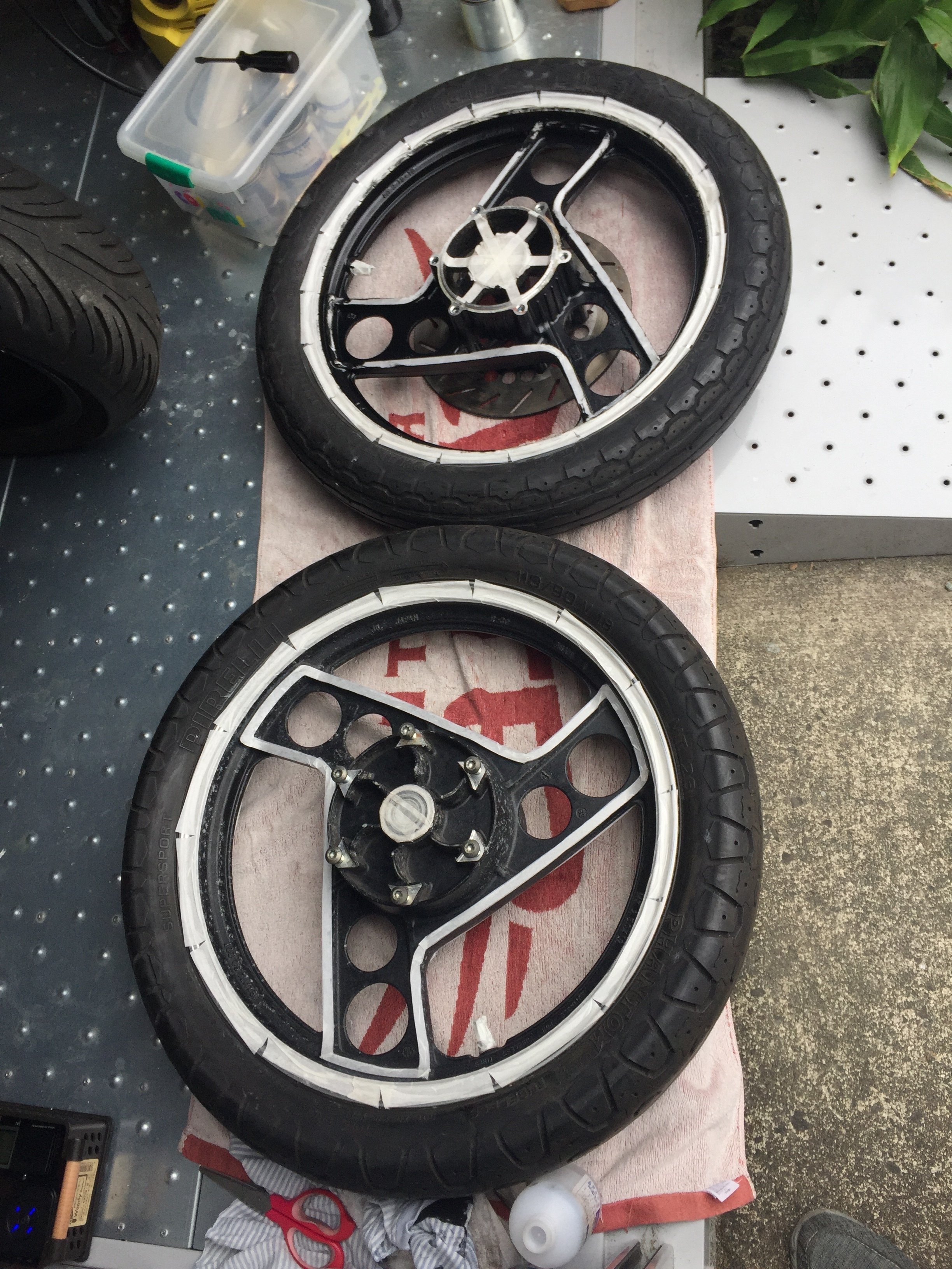 RZ250R 36年の眠りから覚める!(第1話)|技術屋気質 RZ250R 36年の眠りから覚める!(第1話)|技術屋気質