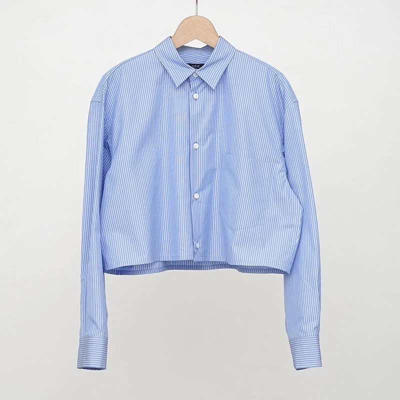 YLEVE / イレーヴ | COTTON TYPEWRITER SHORT SH クロップドシャツ | 1 | ブルー | レディース YLEVE（イレーヴ）「COTTON TYPEWRITER SHORT SH」 - WEEKENDER SHOP ANDEL