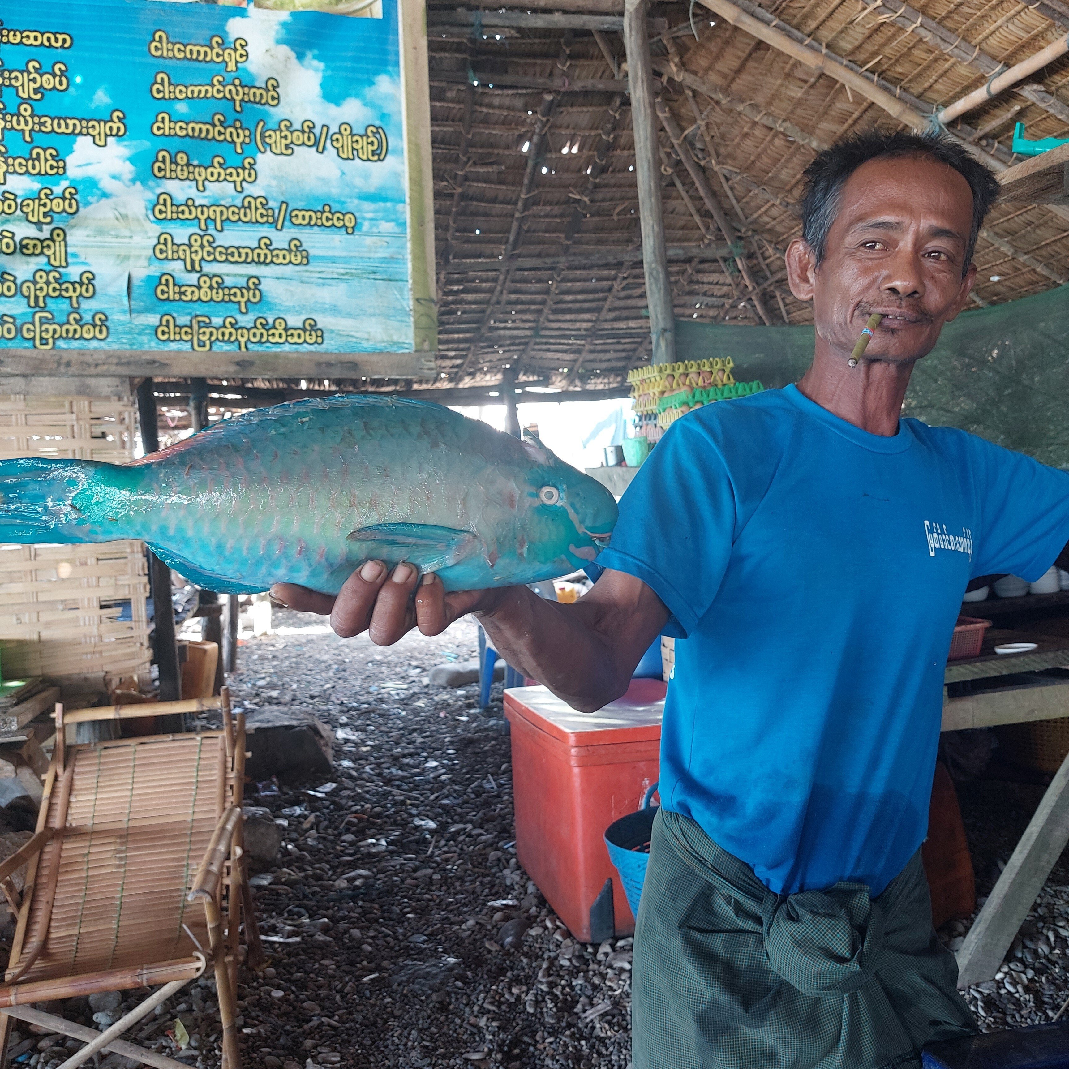 မင်္ဂလာပါ（ミンガラバー・こんにちは）は言わないミャンマー