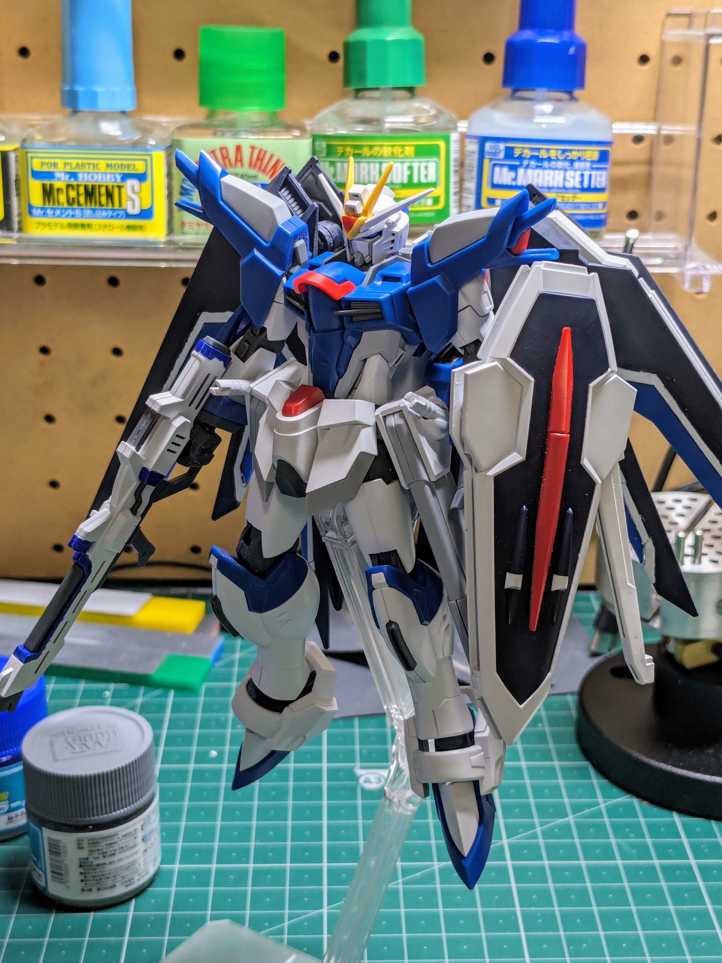 ✨全塗装完成品✨ ライジングフリーダムガンダム 筆塗り 艶消し仕上げ デカール済 HG 1/144 ライジングフリーダムガンダム 劇場版 機動戦士