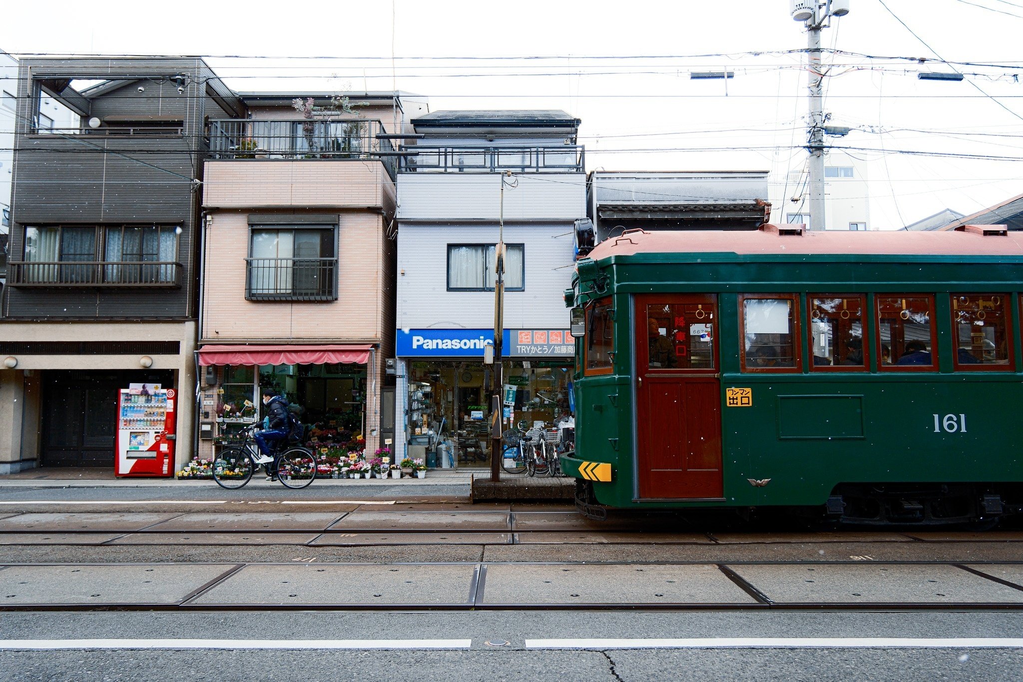 鉄道部品 阪堺電車 ドア横看板 ワンマン出口 MYSTERY TRAIN WEBLOG: 阪堺 「『筑鉄電車（赤電）カラー