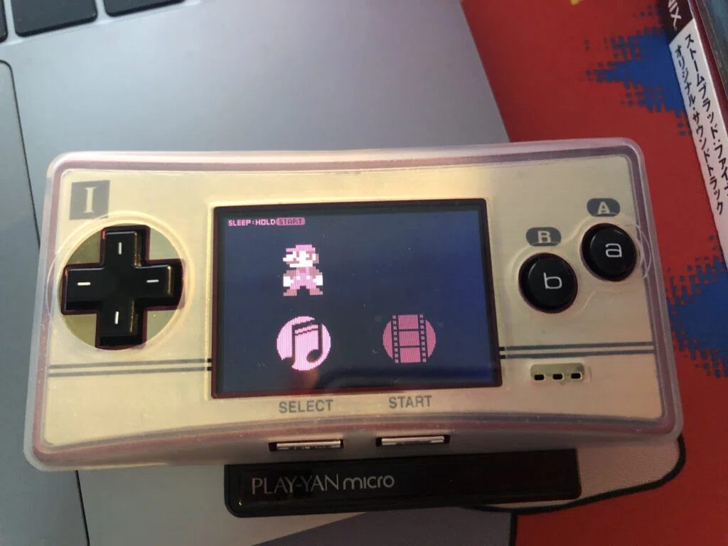 Play-yanでゲームボーイミクロをゲーム音楽専用ミュージックプレイヤー