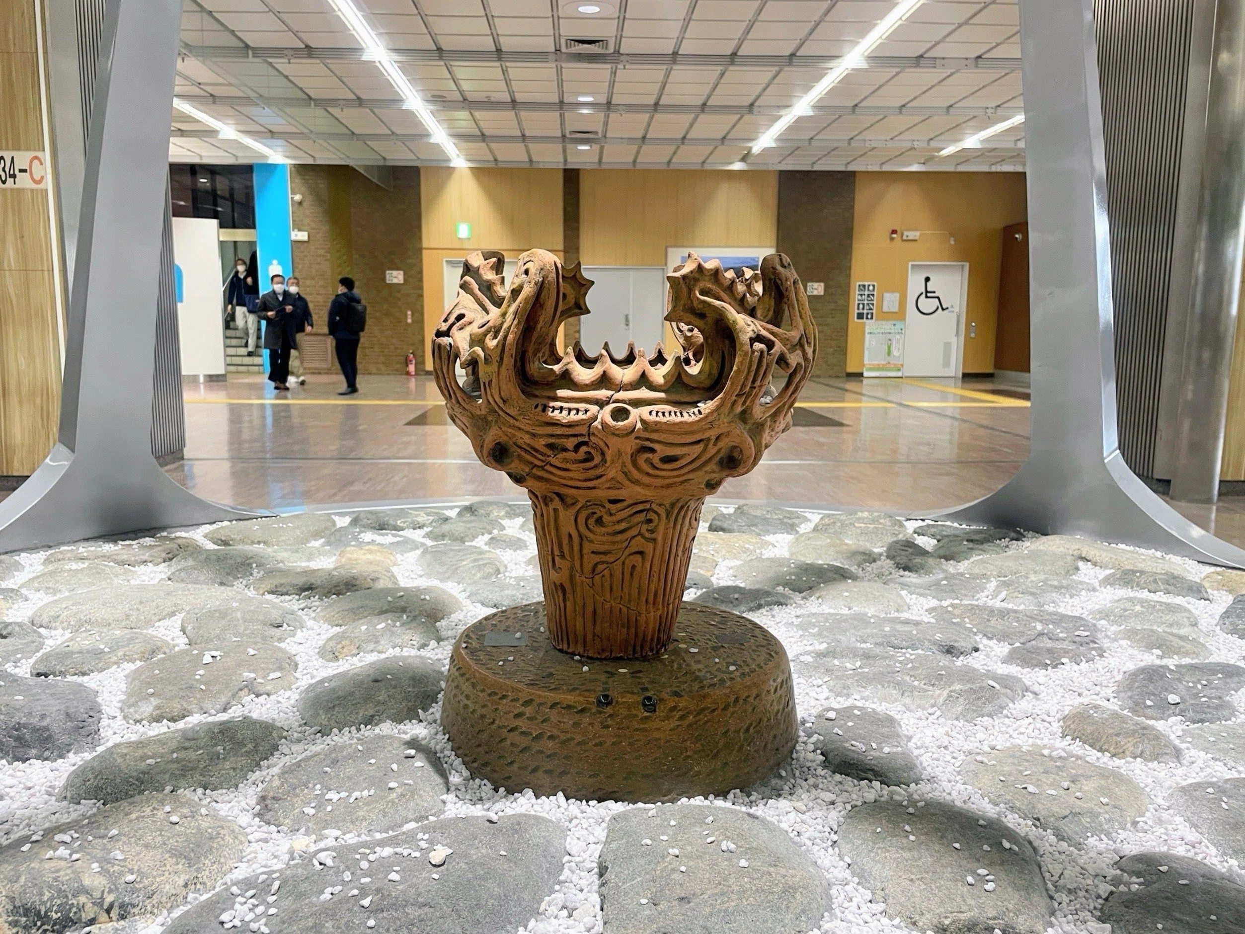 縄文時代と火焔型土器のクニ：1 ／十日町市博物館｜美術館とお寺と猫