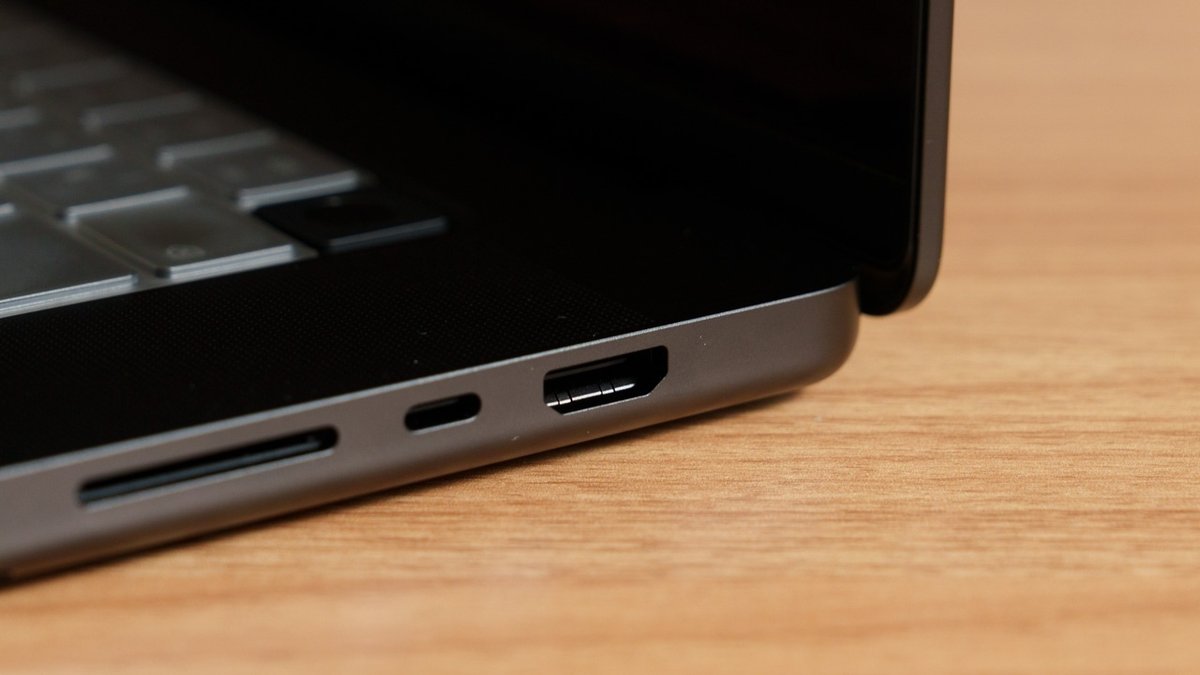 MacBook ProのHDMIポート