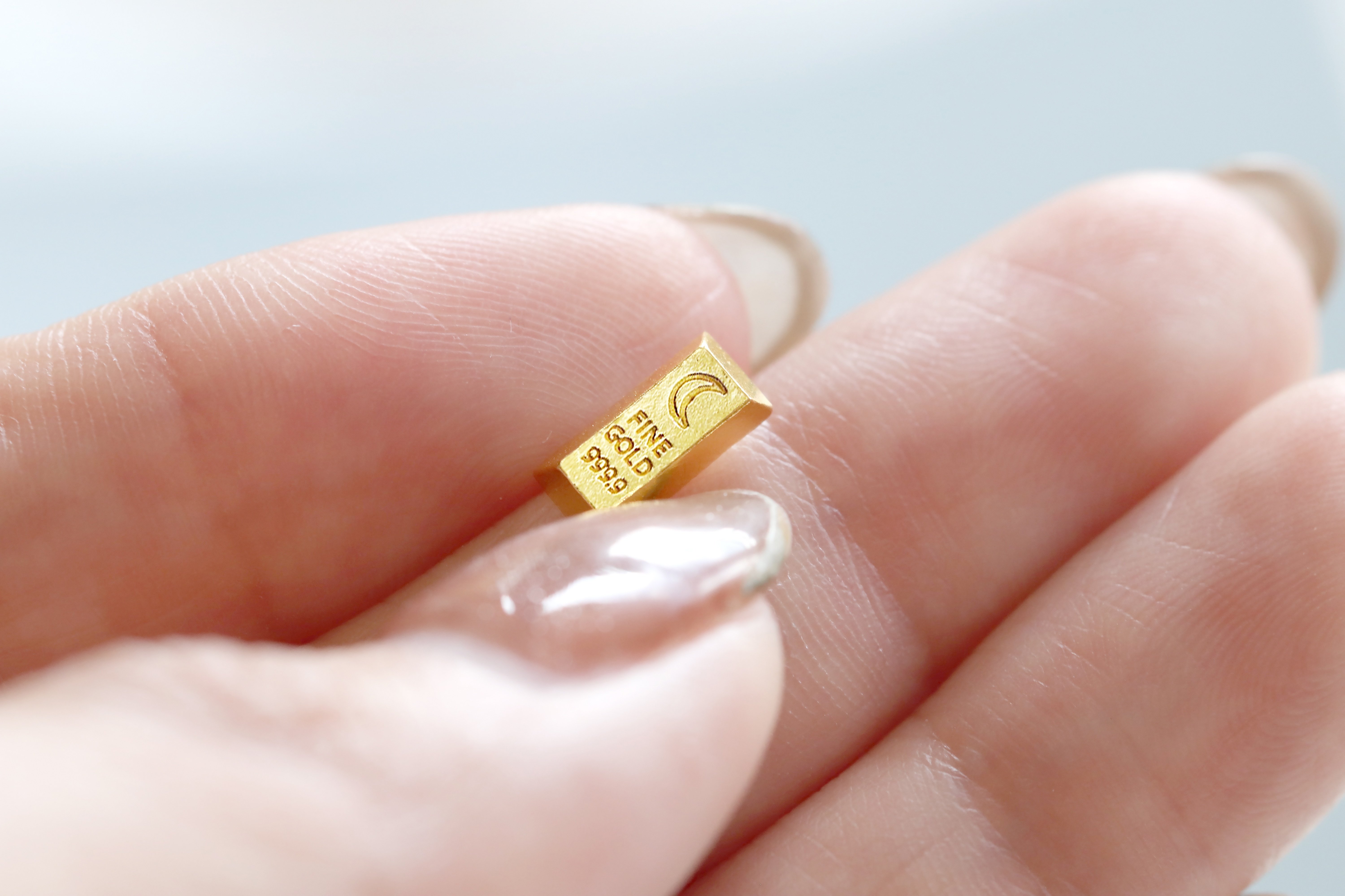 永久保存版】始めませんか?「純金生活」。金相場10,000円時代の