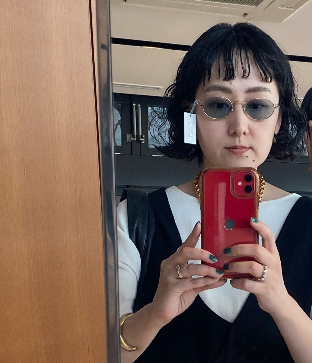 最新トレンド? ベヨネッタ眼鏡は流行るのか｜眼鏡ライター 伊藤 美玲