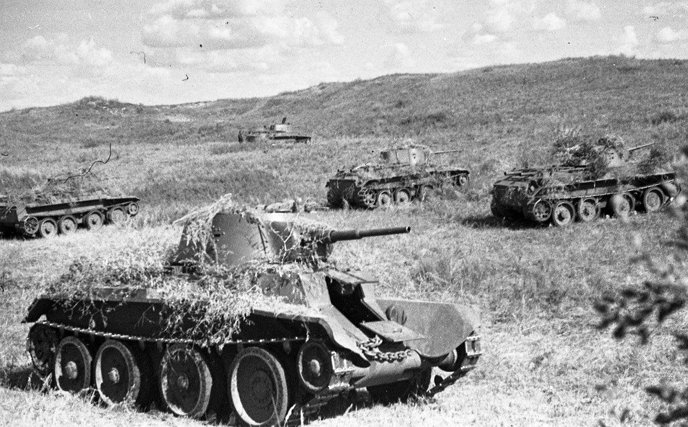 悲壮な肉弾戦で惨敗、「ノモンハン事件」の教訓とは 日本を破滅