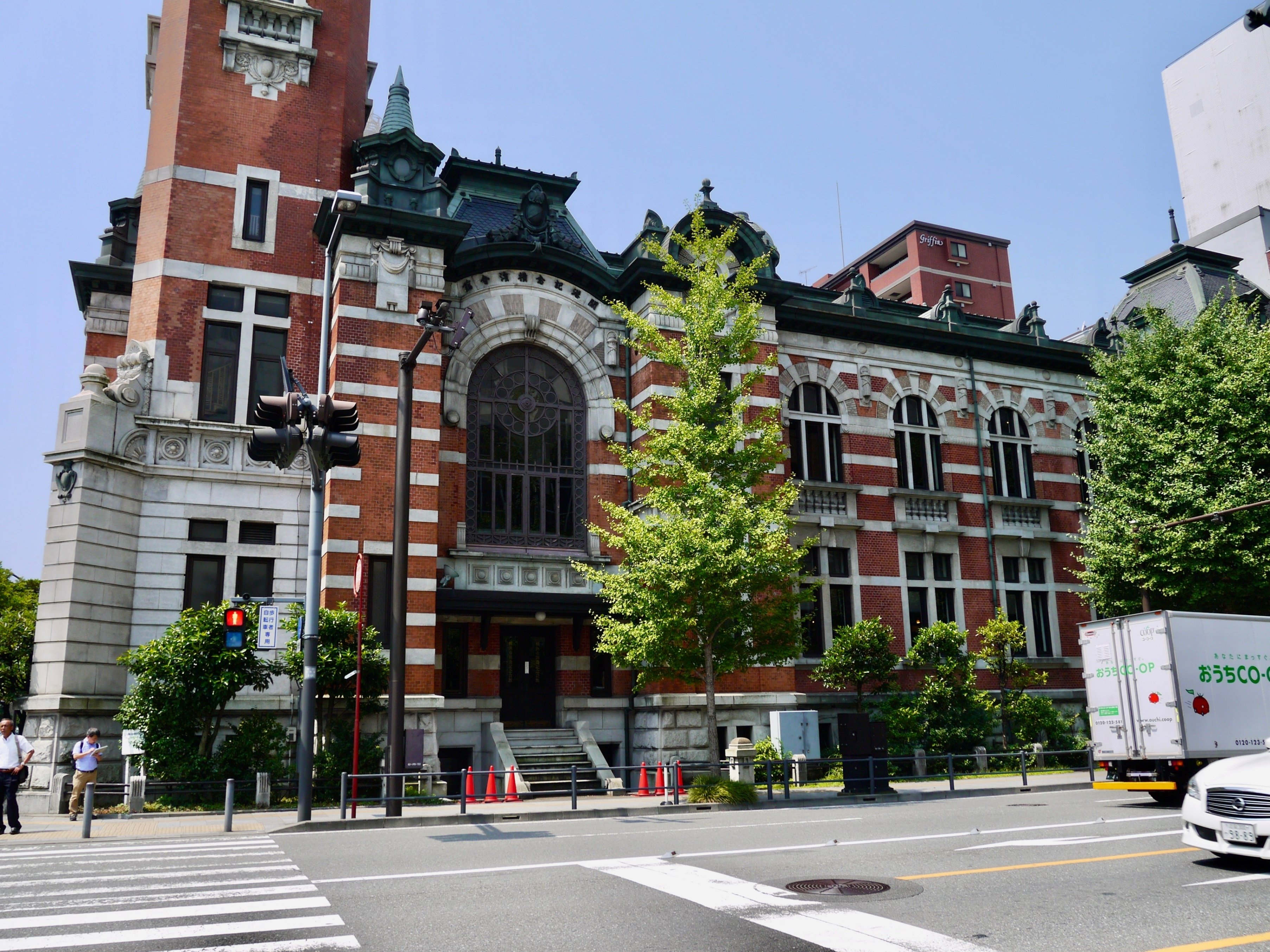 ハマの生き証人 「横浜開港記念会館」｜ヒトミ🏠建築好きnoter