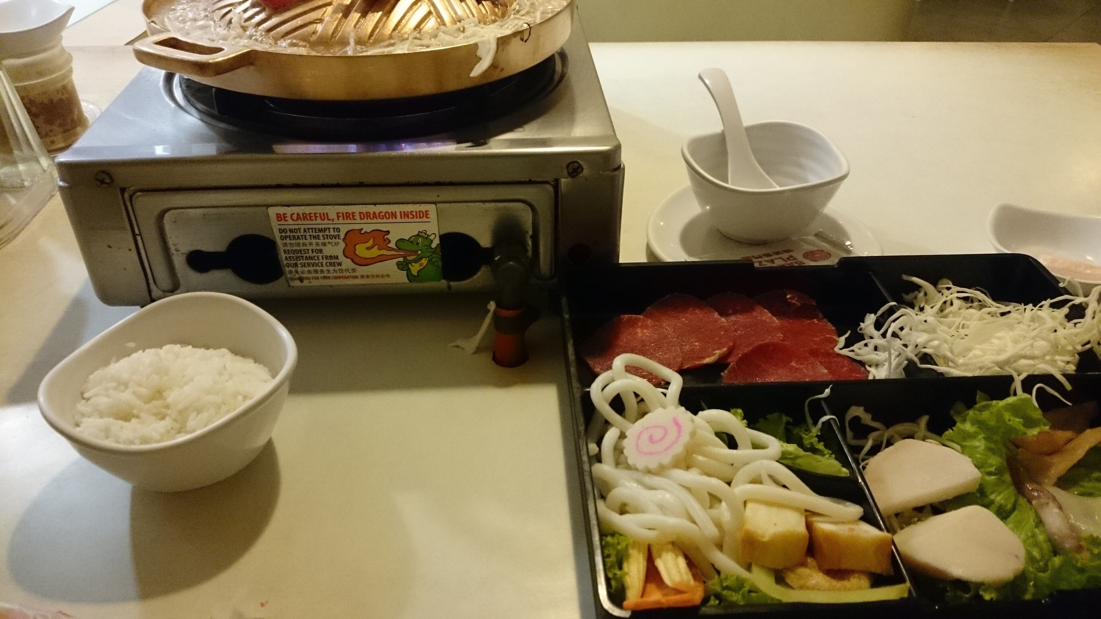 自宅で楽しむムーカタすき焼き鍋 | 【本帰国済】シンガポールド