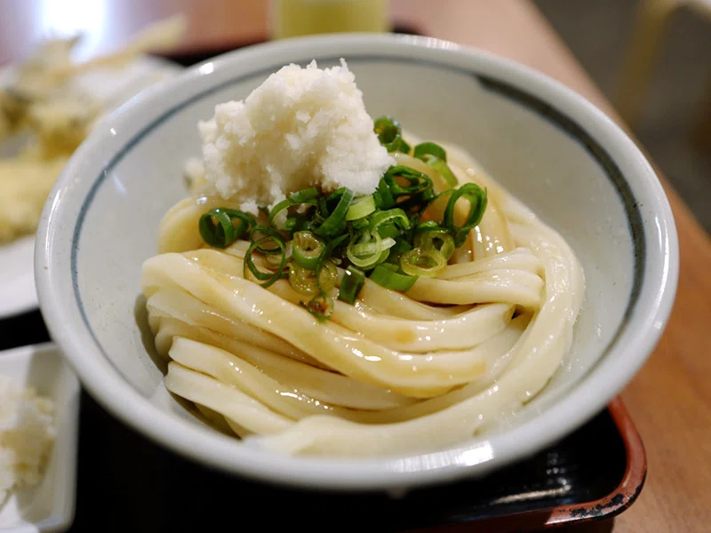 週3日、一日3時間しか開かないうどん屋|サカキシンイチロウ 週3日、一日3時間しか開かないうどん屋|サカキシンイチロウ
