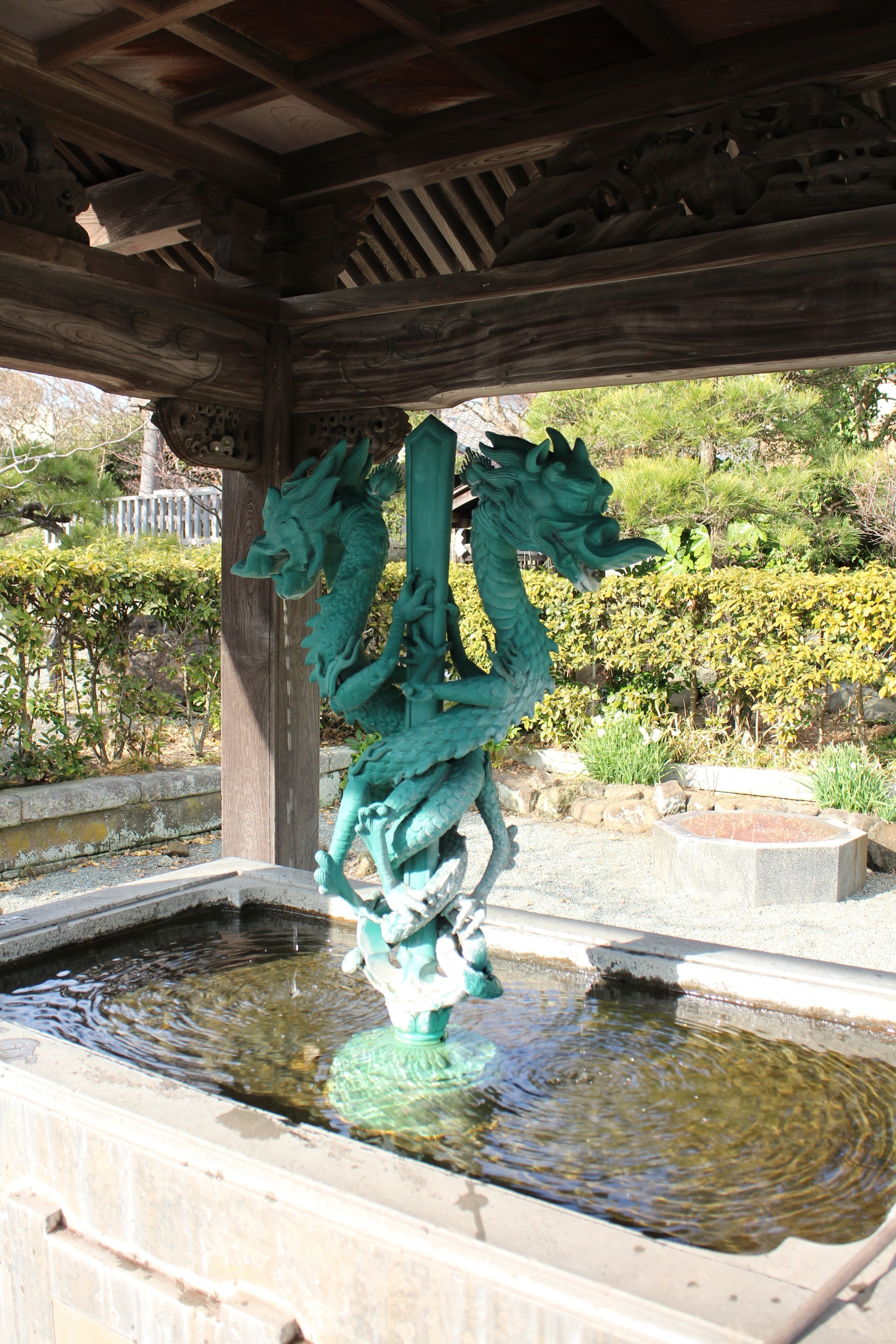 神奈川龍めぐり～手水舎・吐水龍｜神奈川探龍倶楽部