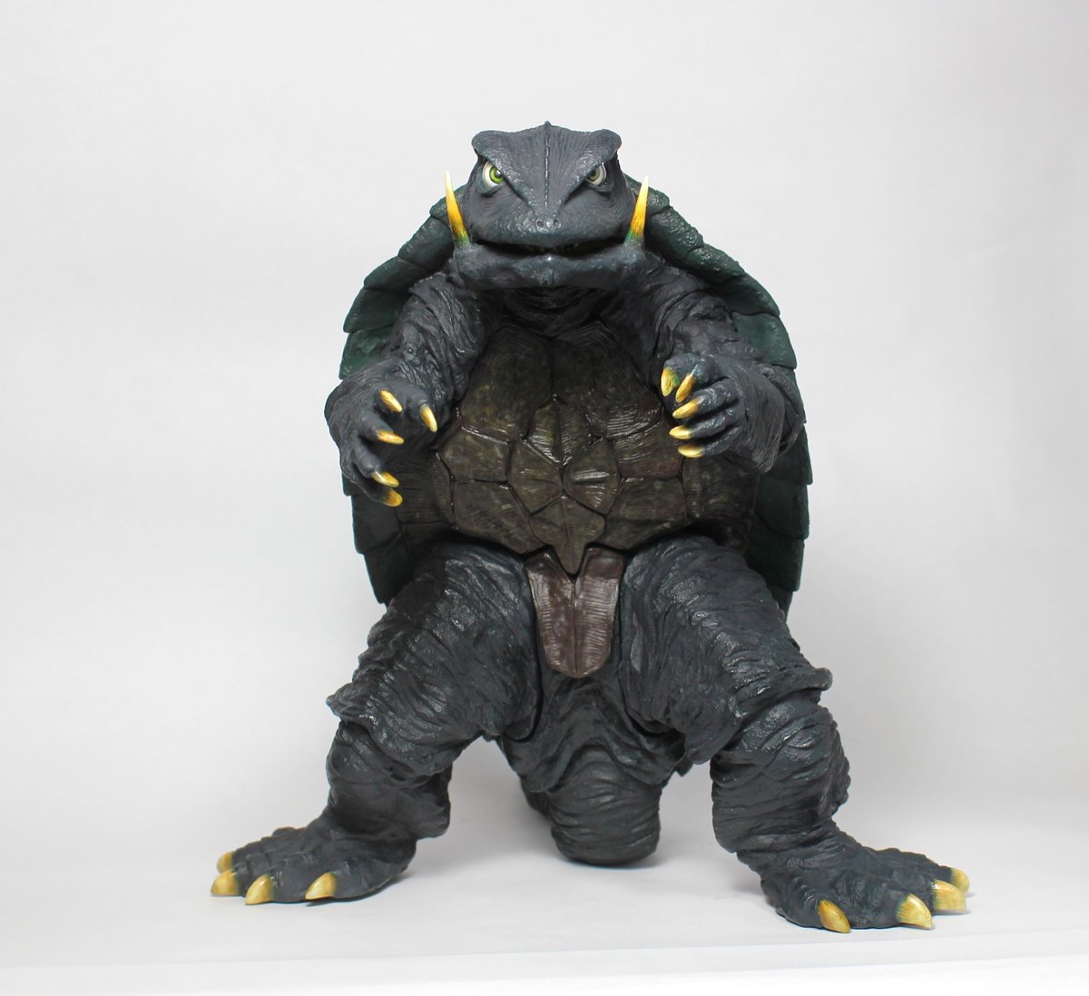 すごいガメラのソフビ ファルシオンガメラの制作記録｜アシム 