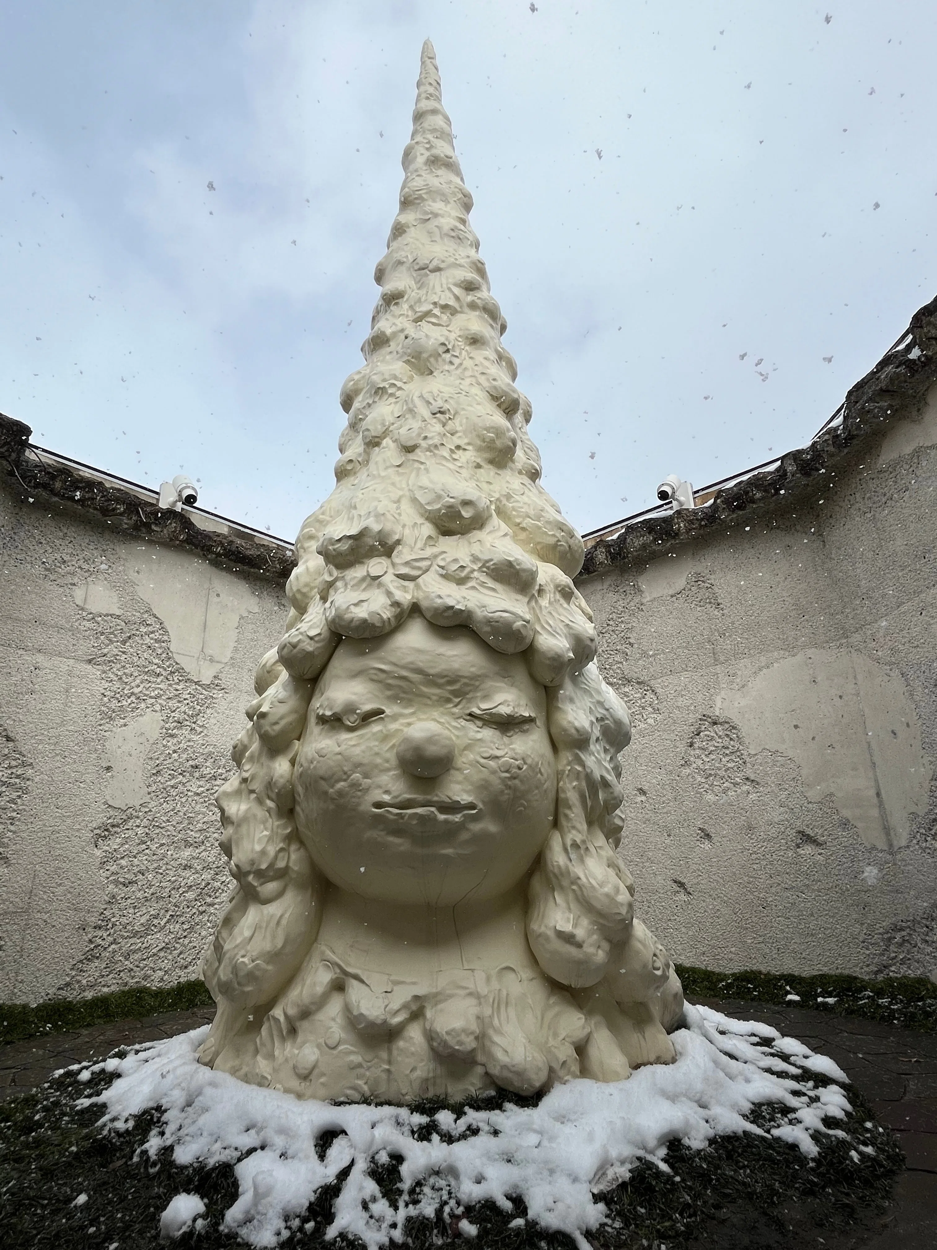 雪の中の展覧会ー奈良美智: The Beginning Place ここから|西島聡 雪の中の展覧会ー奈良美智: The Beginning Place ここから|西島聡