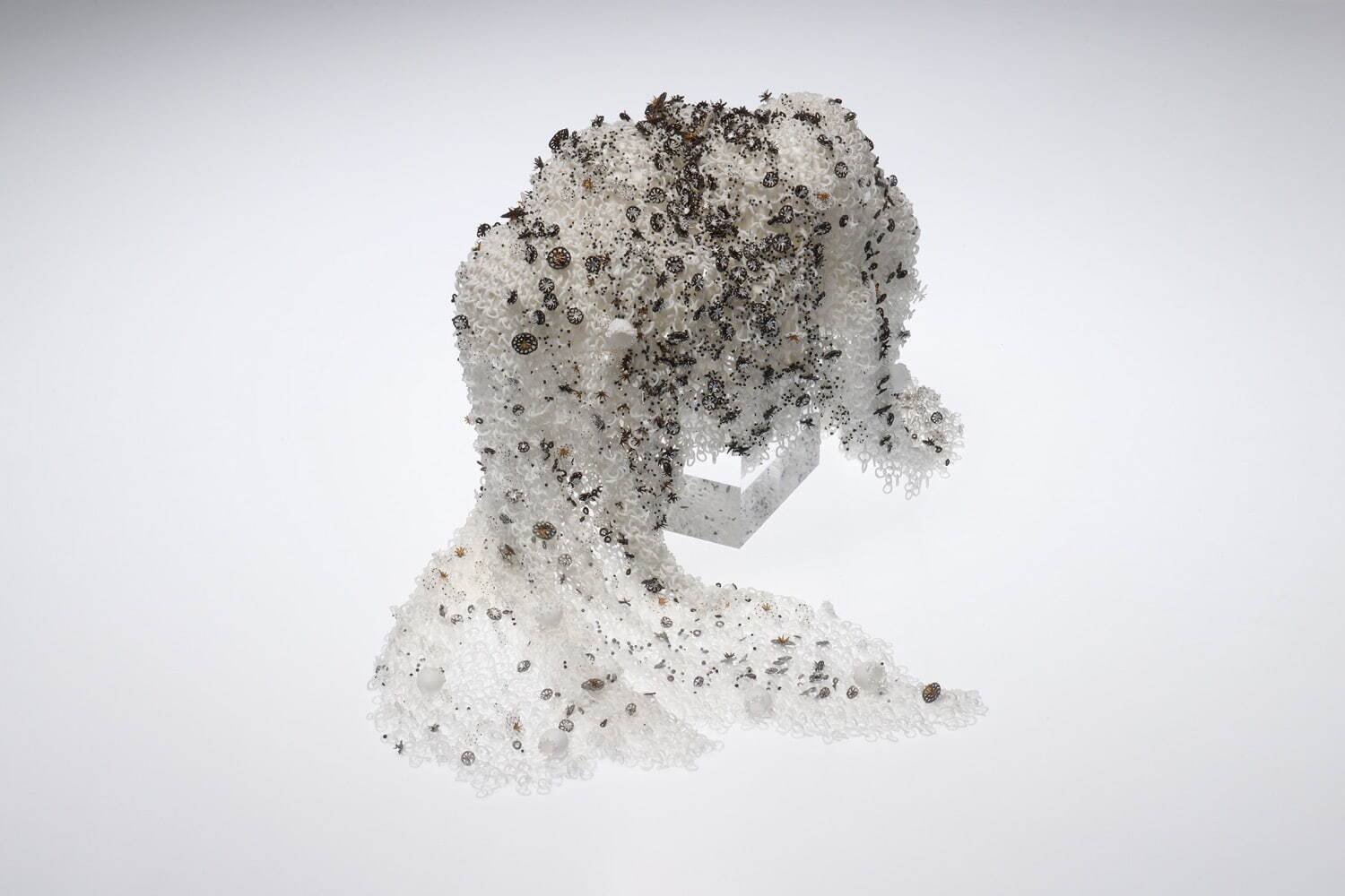 液体と固体の間に -工芸の超絶技巧が想像を絶する件② 稲崎栄利子-｜Nyori