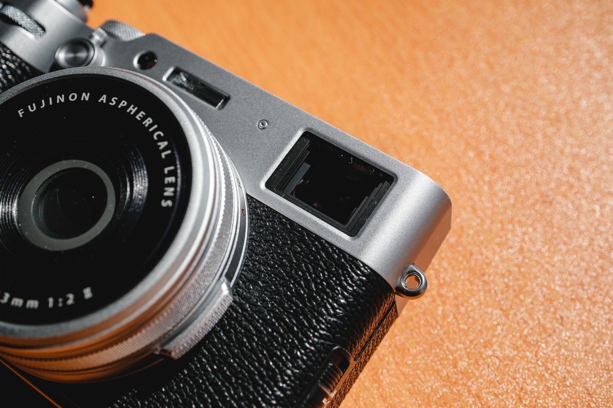 作例写真30枚】X100VI レビュー 正統進化した高級コンデジの魅力