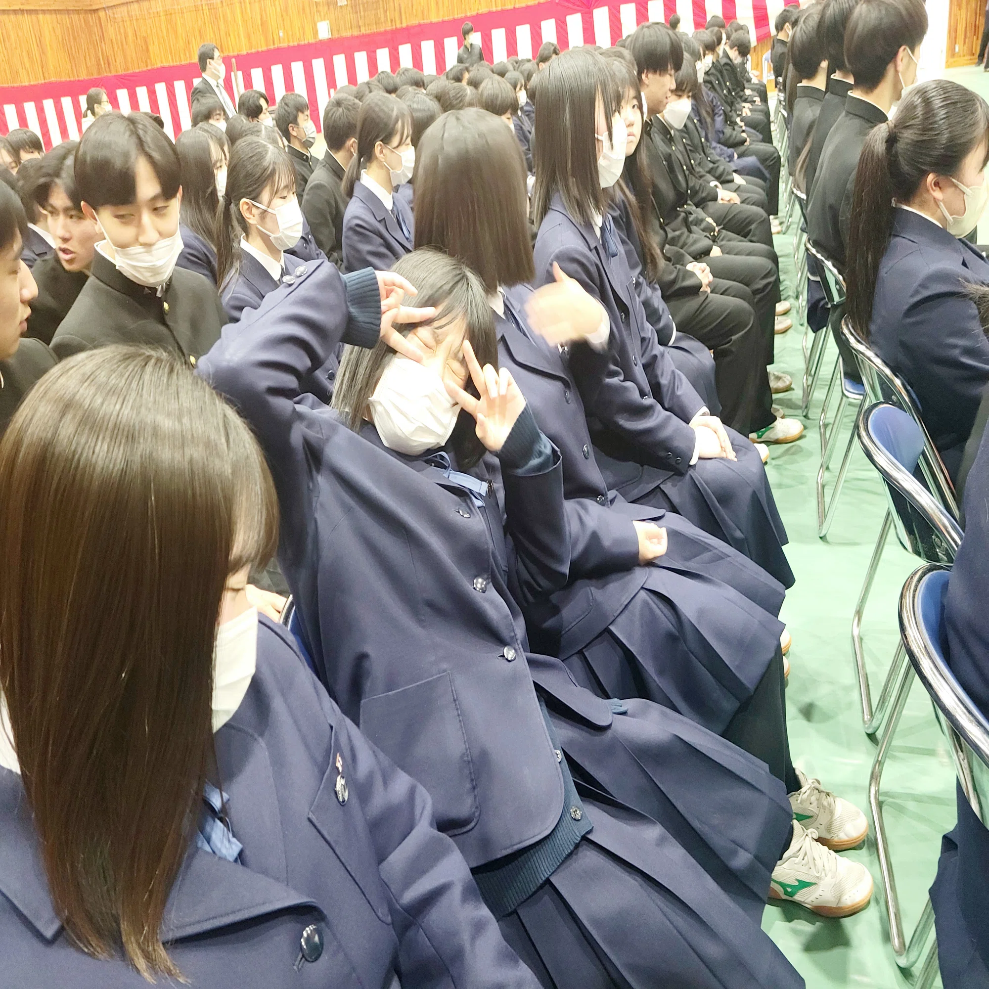 入学式に間に合う☆ 損ね N高校女子制服
