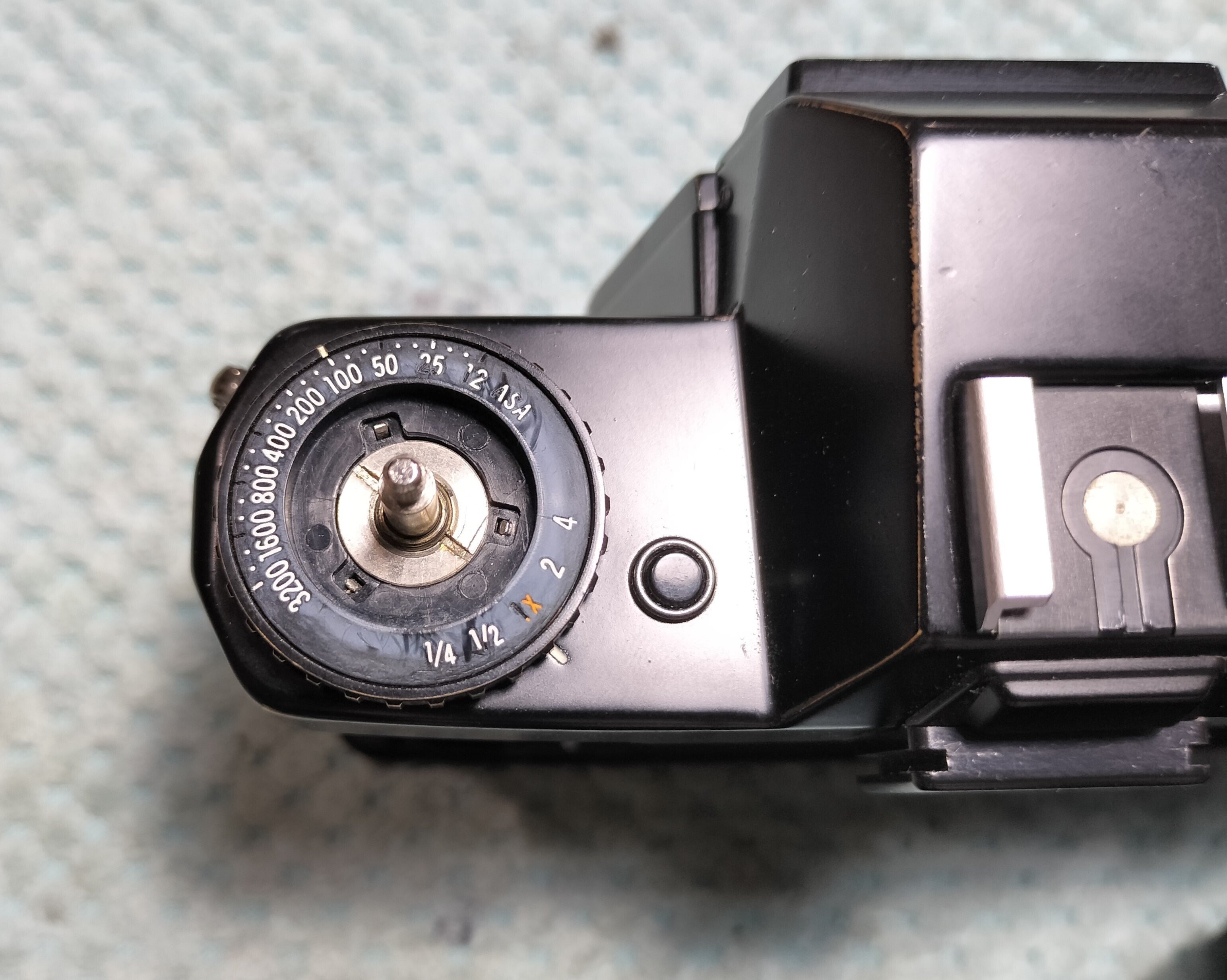 二眼カメラ　Yashica-A  シャター切れる ジャンク 二眼レフカメラYashicaFlexの分解メモ｜Z-ma