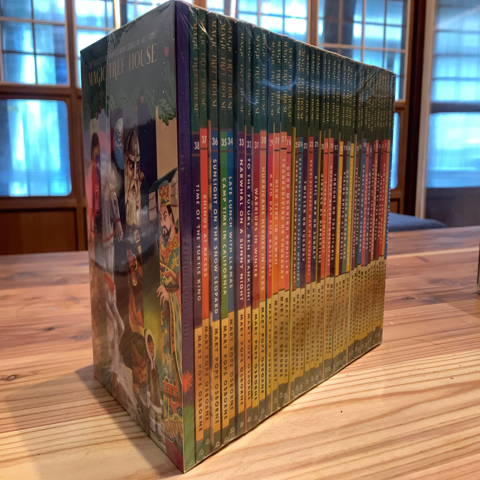 私設図書館プロジェクト】「Magic Tree House全巻」を配架しました 