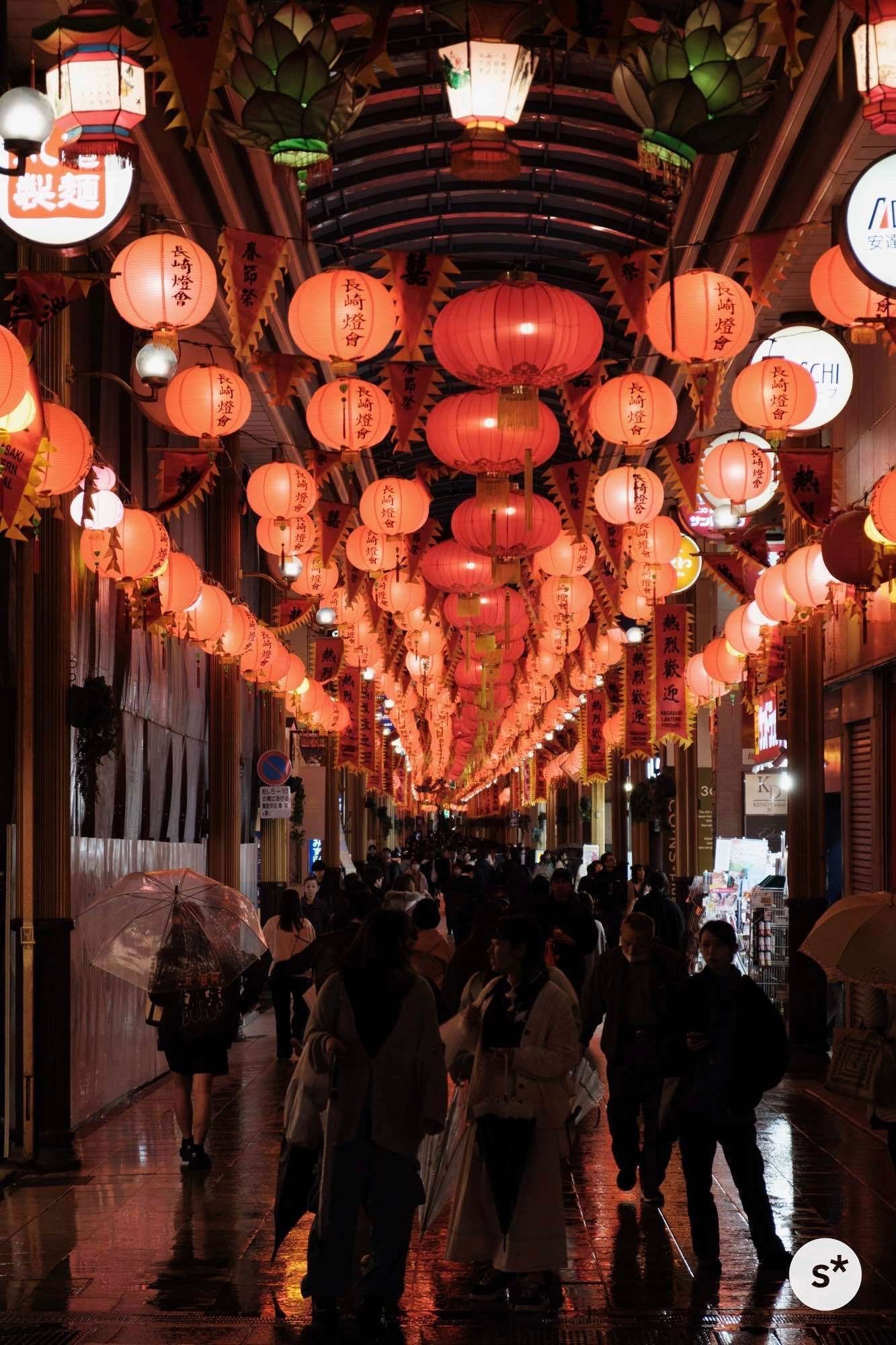 X-T4でめぐる、夜の長崎ランタンフェスティバル｜Yusuke Miura