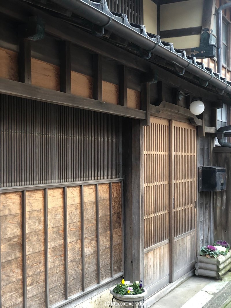 2…24年1月 石川県金沢市 伝統的で美しい佇まいの日本家屋