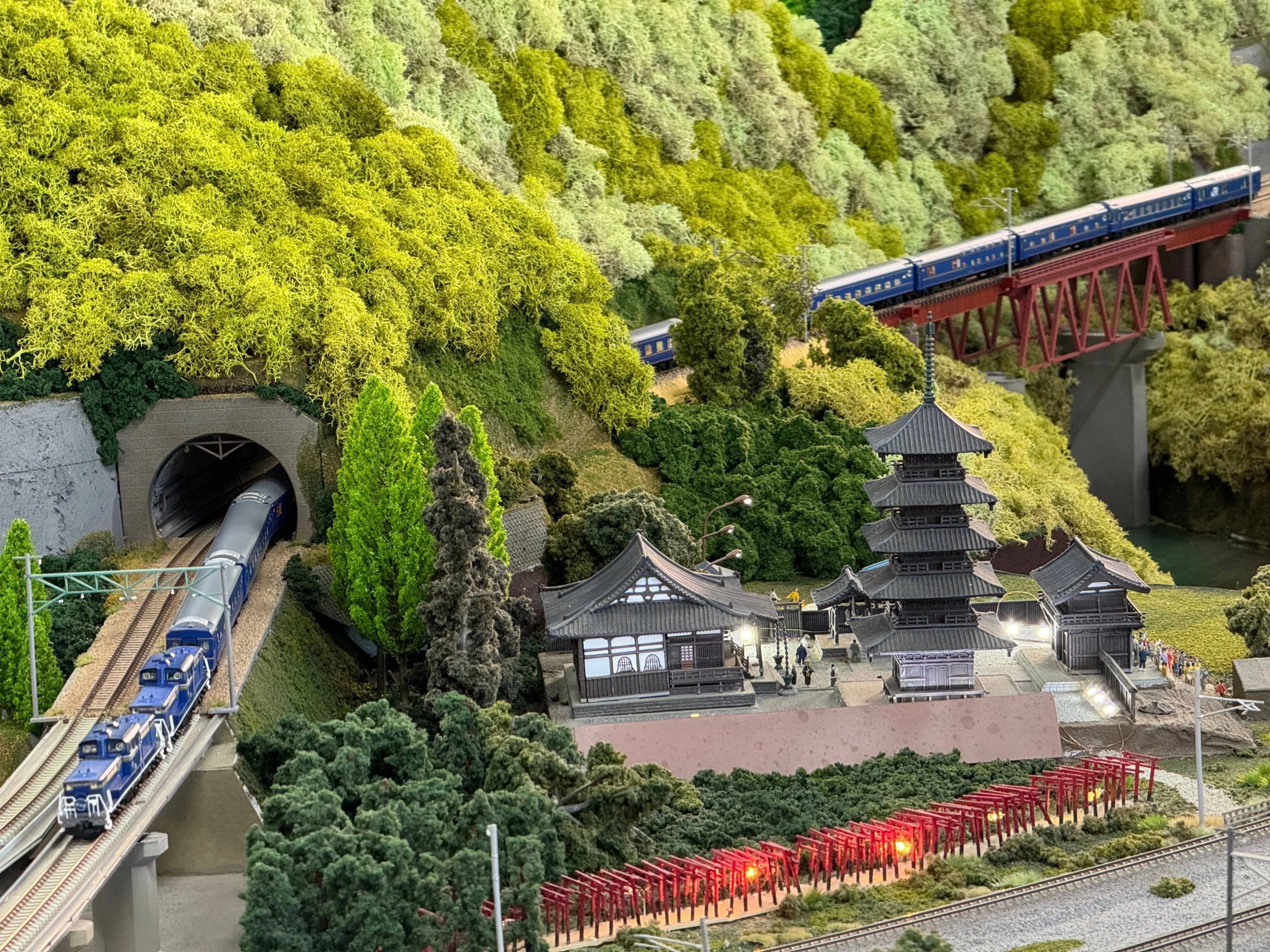 臨時北斗星上り最終列車（2015年8月22日札幌発・JR東日本編成）を組む