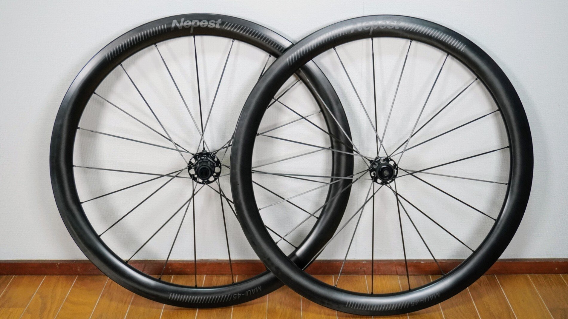 Nepest MAUI 45 カーボンホイール シマノフリー