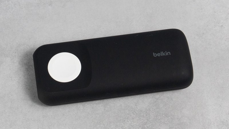 Belkin 2-in-1 iPhone + Apple Watch 急速充電モバイルバッテリーの磁気高速充電モジュール