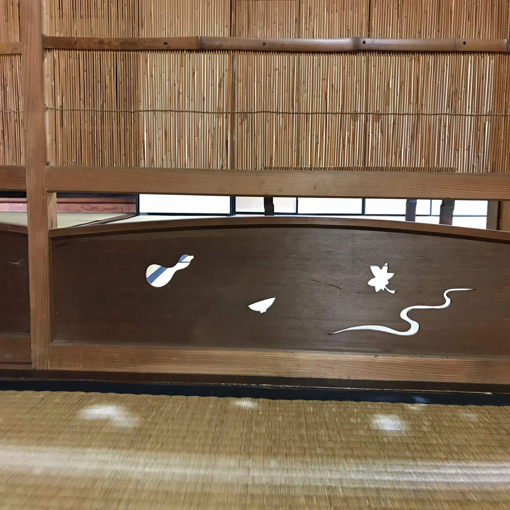 簾戸（夏障子）｜古民家 つぐみ 旧村田製瓦店