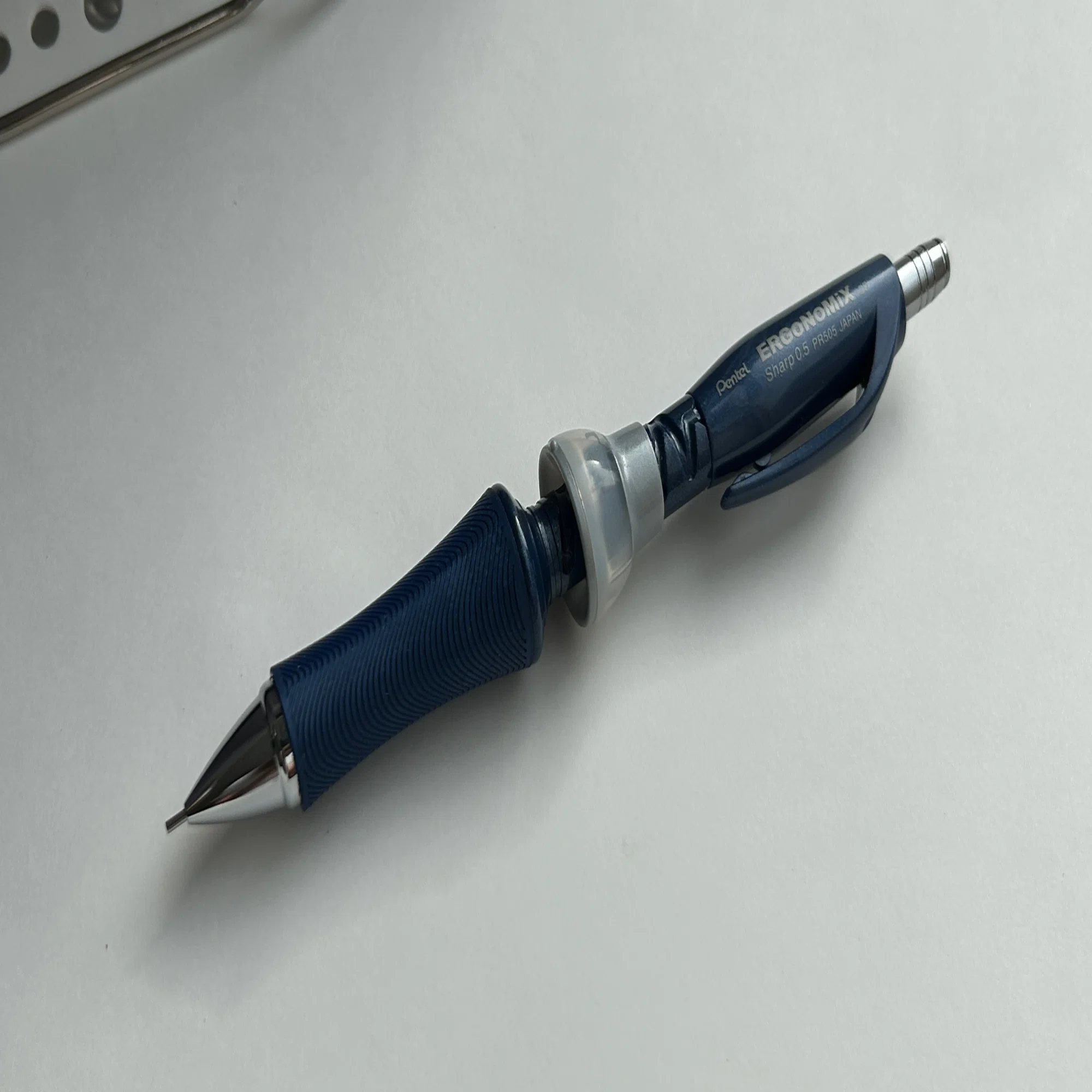 ERGoNoMiX 〜第四の支点でらくらく筆記〜｜二十四