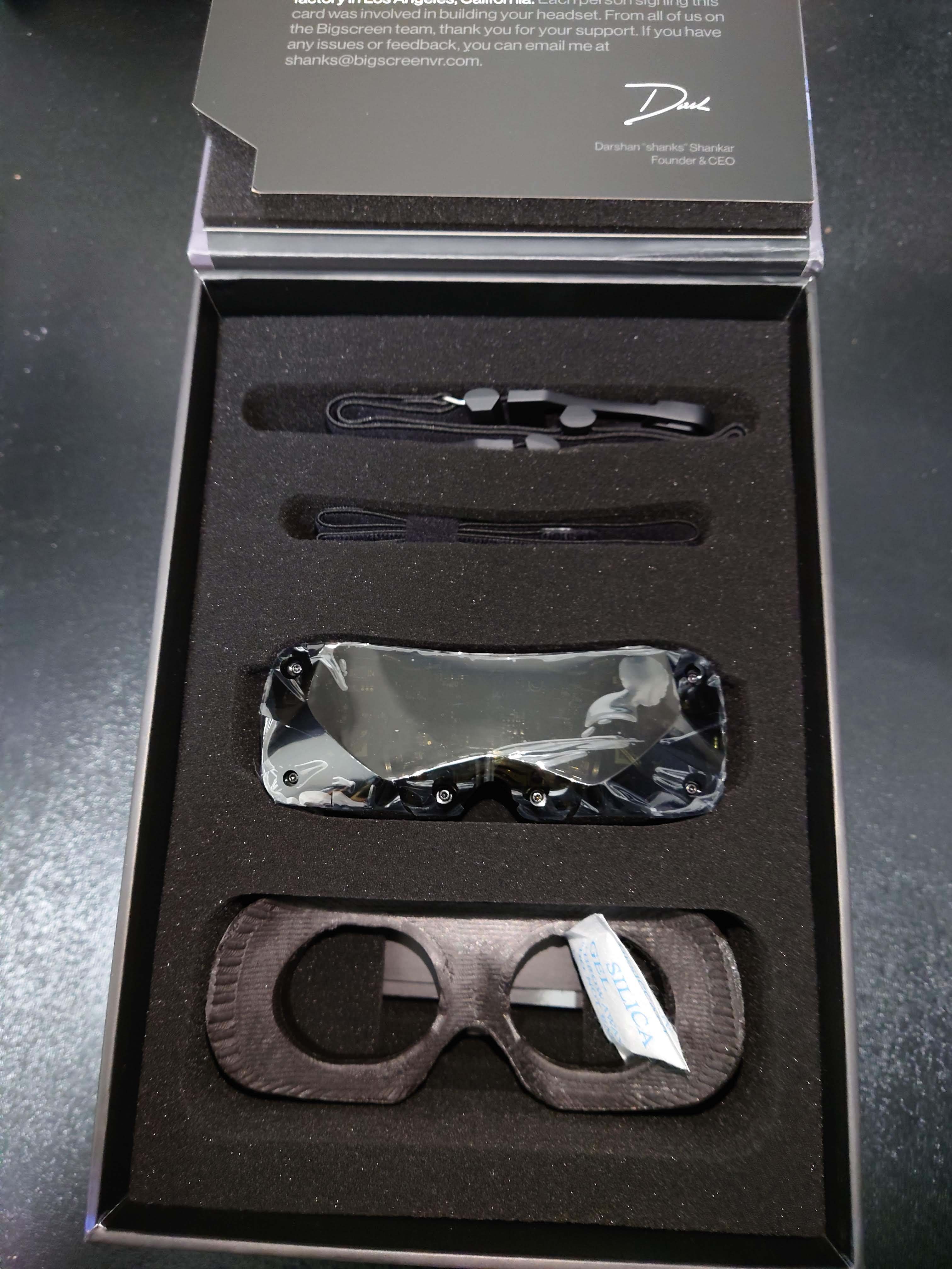 Bigscreen Beyond 本体 PC VR「Bigscreen Beyond」開封の儀＆レビュー 超小型・軽量な