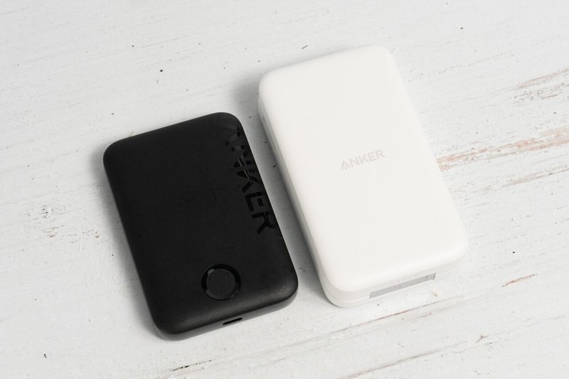 Anker MagGo Power Bank (6600mAh)とAnker 321 MagGo Battery (PowerCore 5000)1