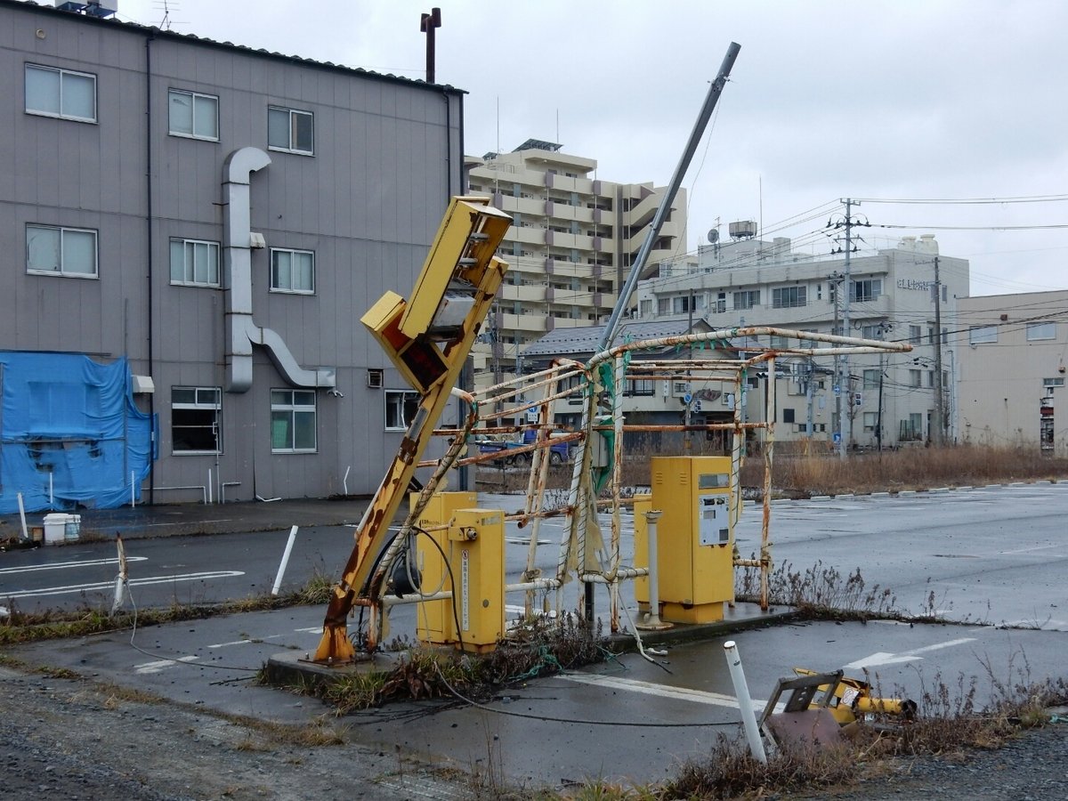 東日本大震災 駐車場