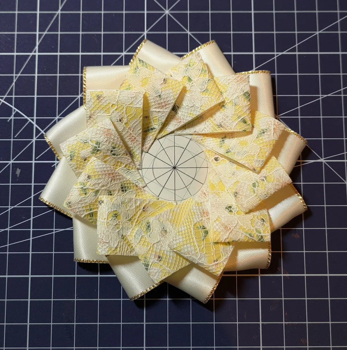 針・糸不要】痛ロゼットを作る｜しゃけ