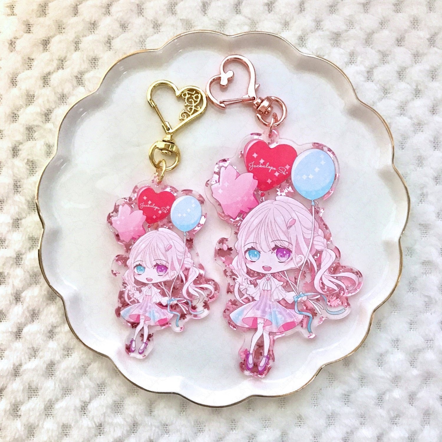 その花びらにくちづけを アクリルキーホルダー アクリルグッズの達人さんで期間限定柄のアクキー製作をお願い
