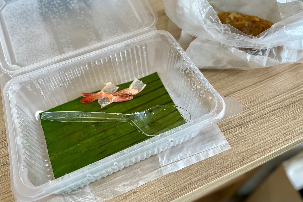 お昼ごはんのカオパットクン