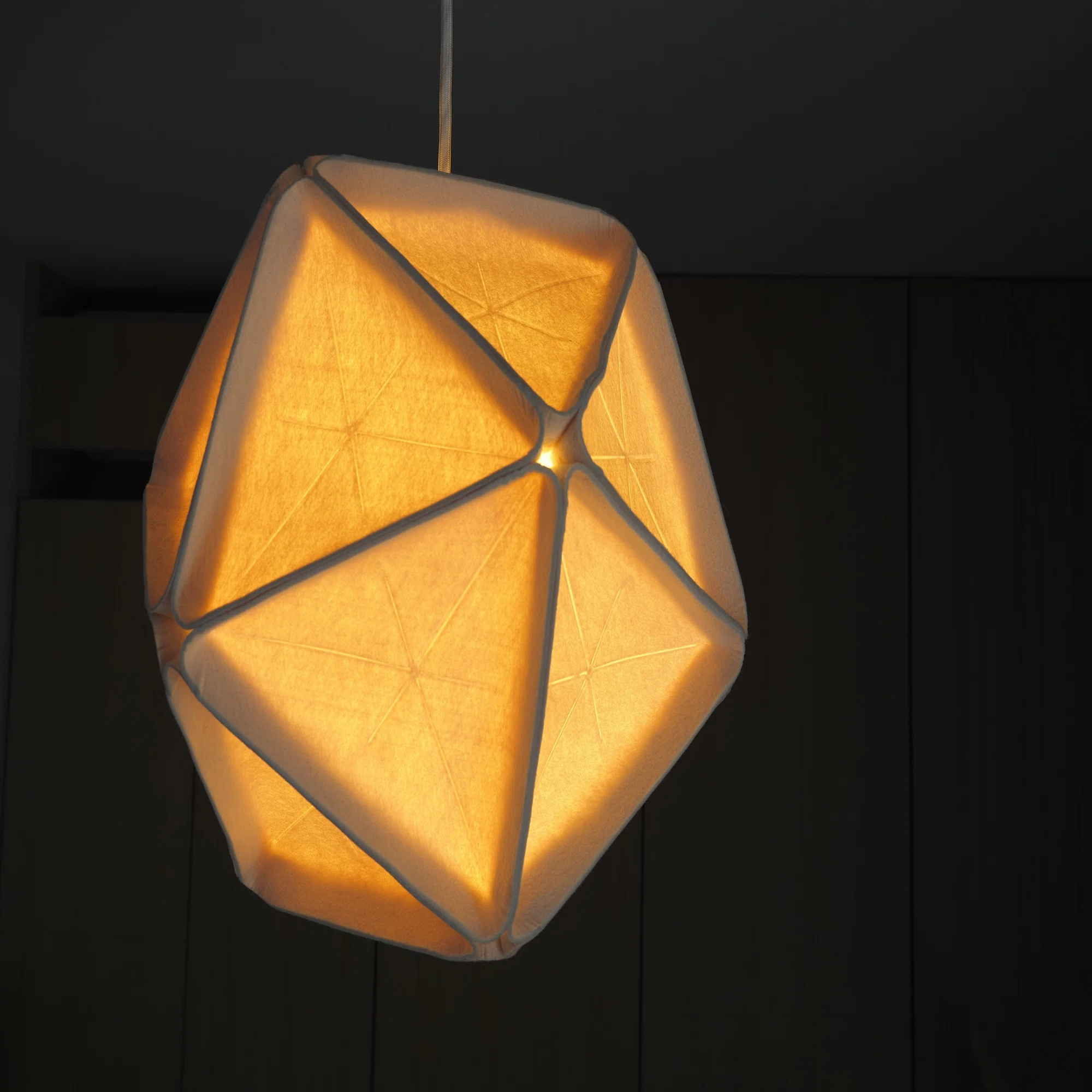 照明はアート -IDEE ICOSA Lamp-｜madoka_interior / インテリアデザイナー