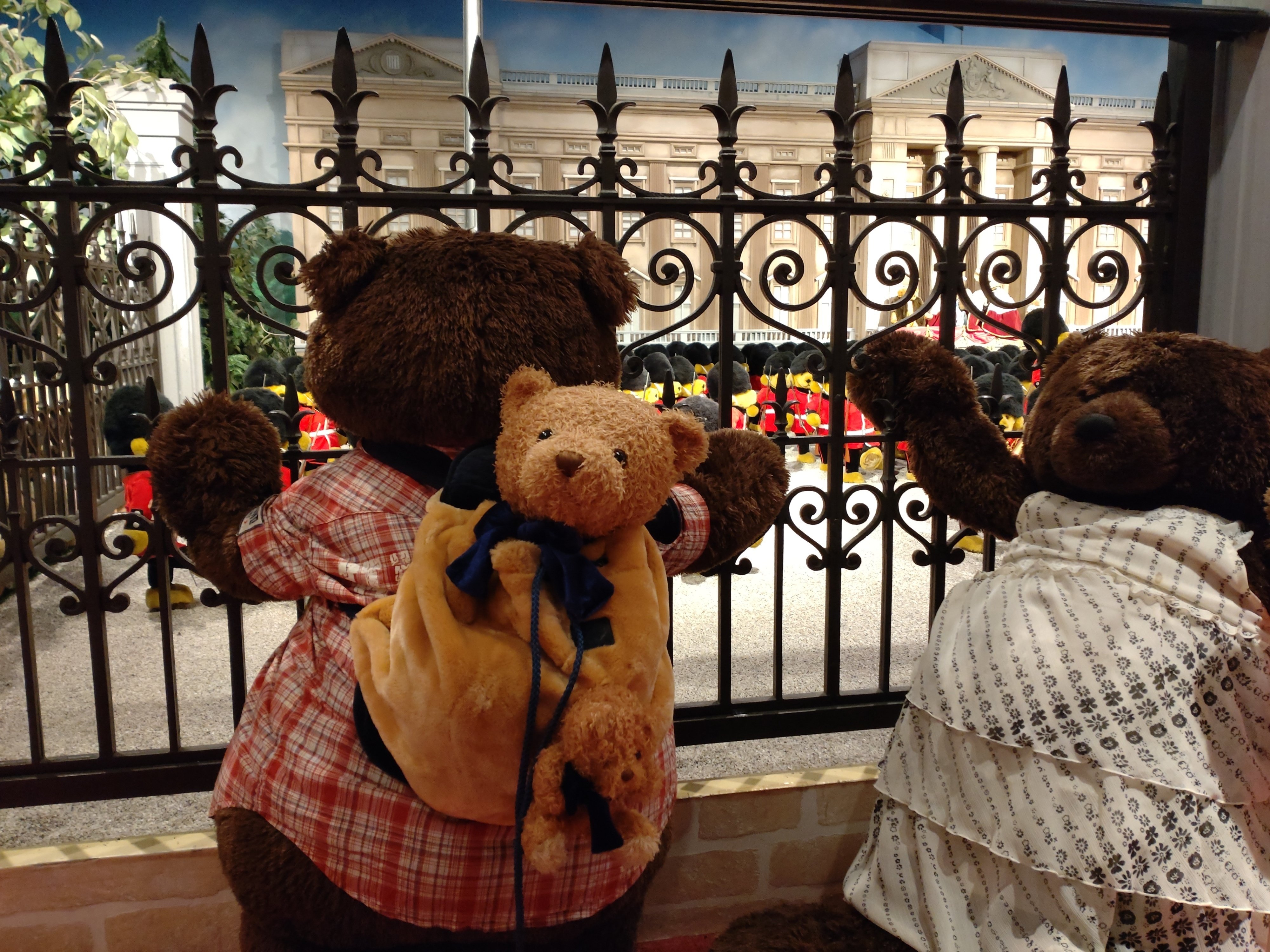 くまは世界を救う｜えりぱんなつこ（きんたろう書房）