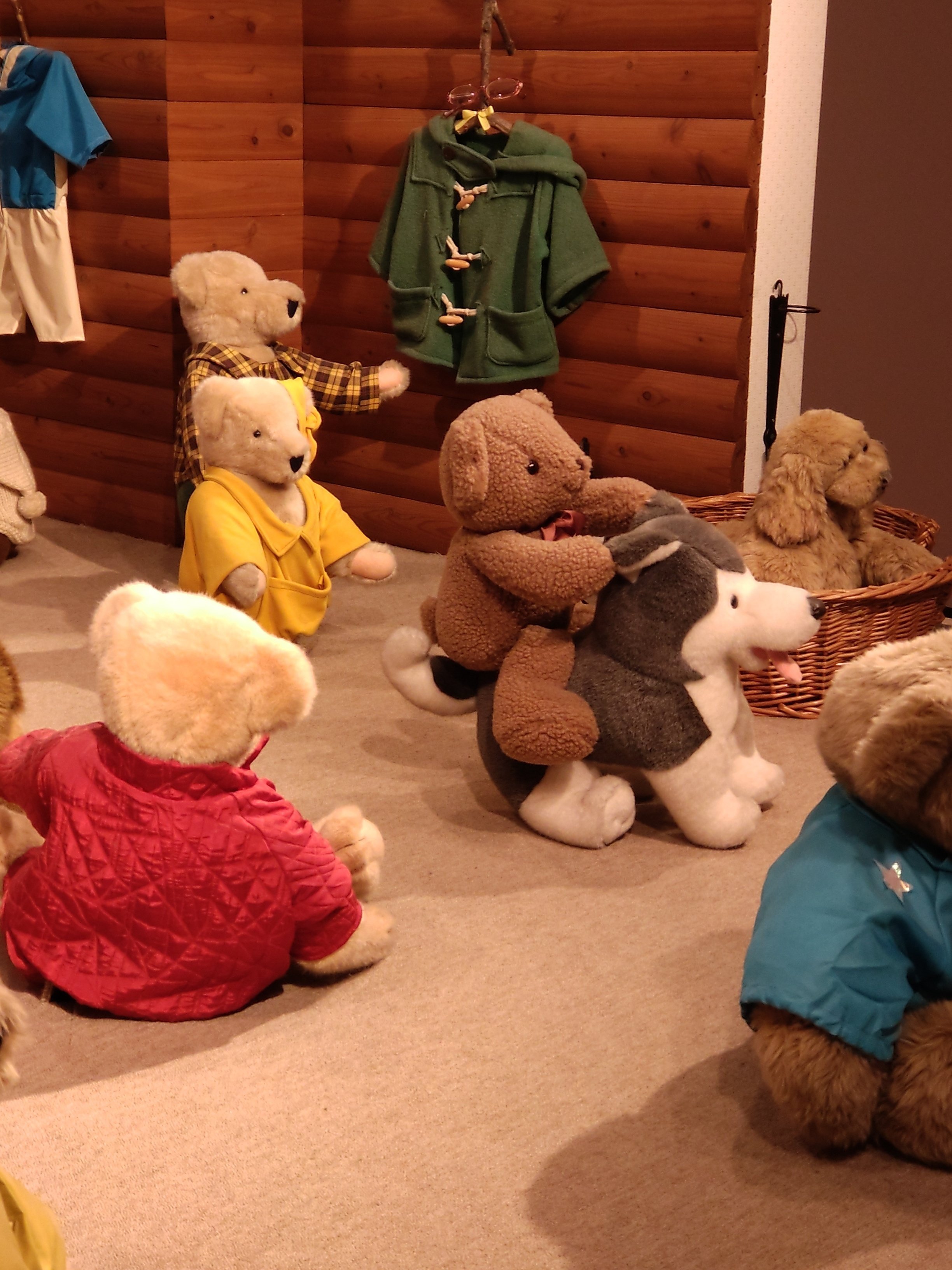 くまは世界を救う｜えりぱんなつこ（きんたろう書房）