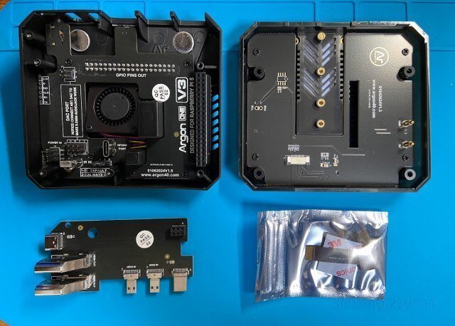 SSD稼働専用ラズパイ5ケース『Argon ONE V3 M.2 NVME PCIE Case SSD稼働専用ラズパイ5ケース『Argon ONE V3 M.2 NVME PCIE Case