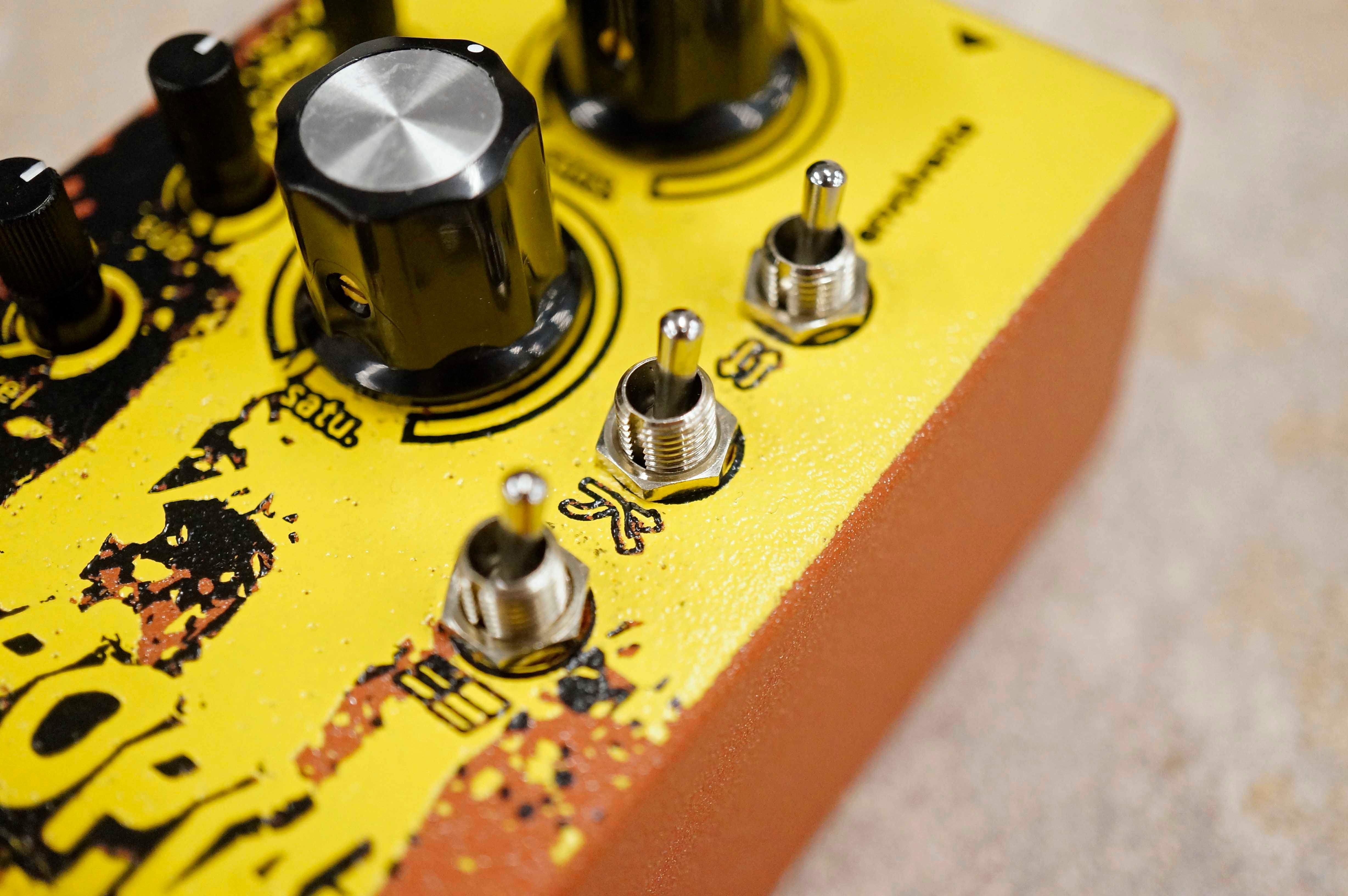 新品：Paradox Effects ULTROPIA シンセ系フィルターペダル