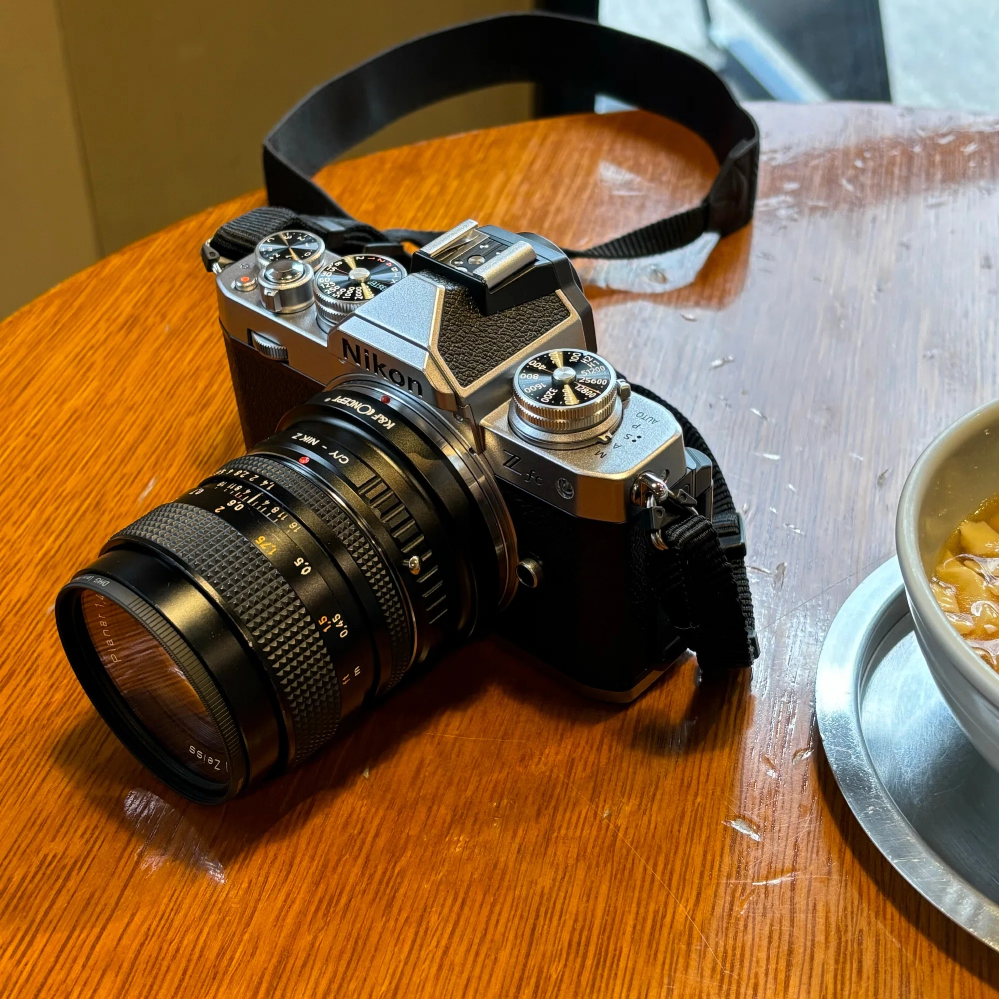 オールドレンズを買った話・その2（CONTAX Carl Zeiss Planar T* 50mm 