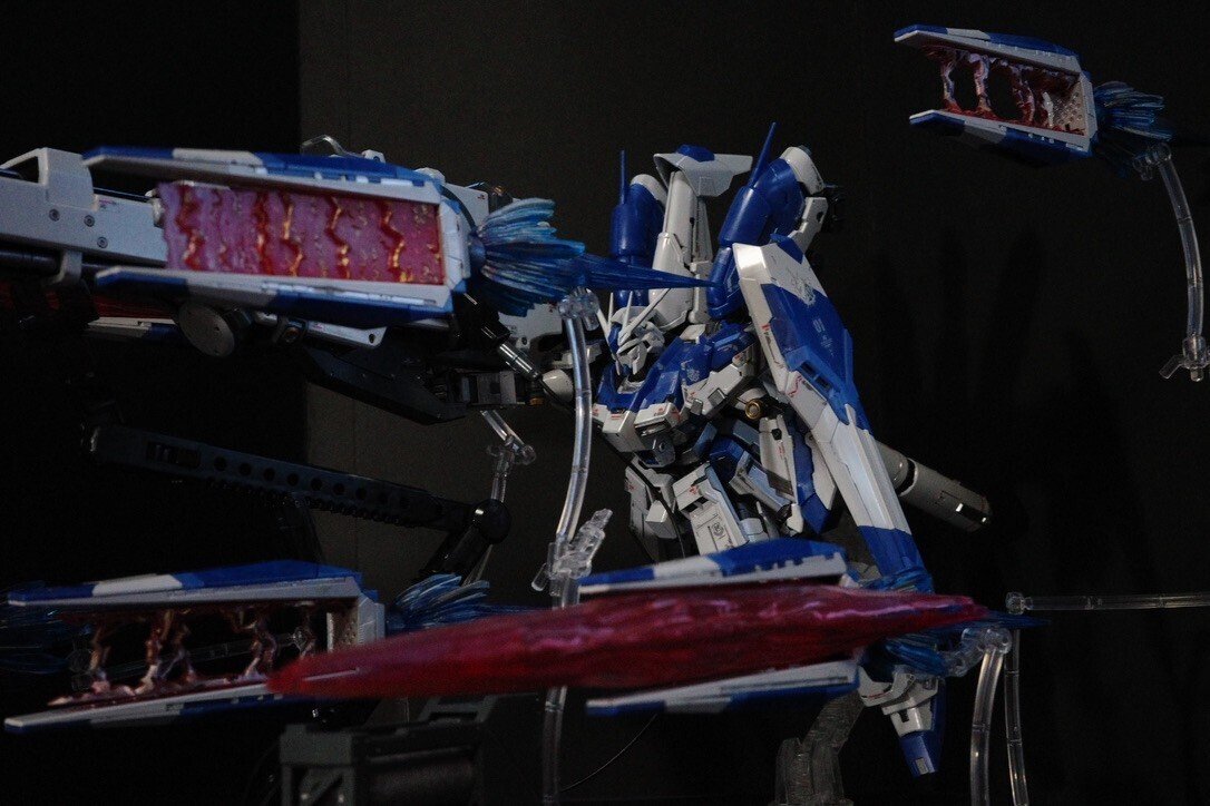 ガンプラ:Hi-νガンダムにハイパー・メガ・バズーカ・ランチャー