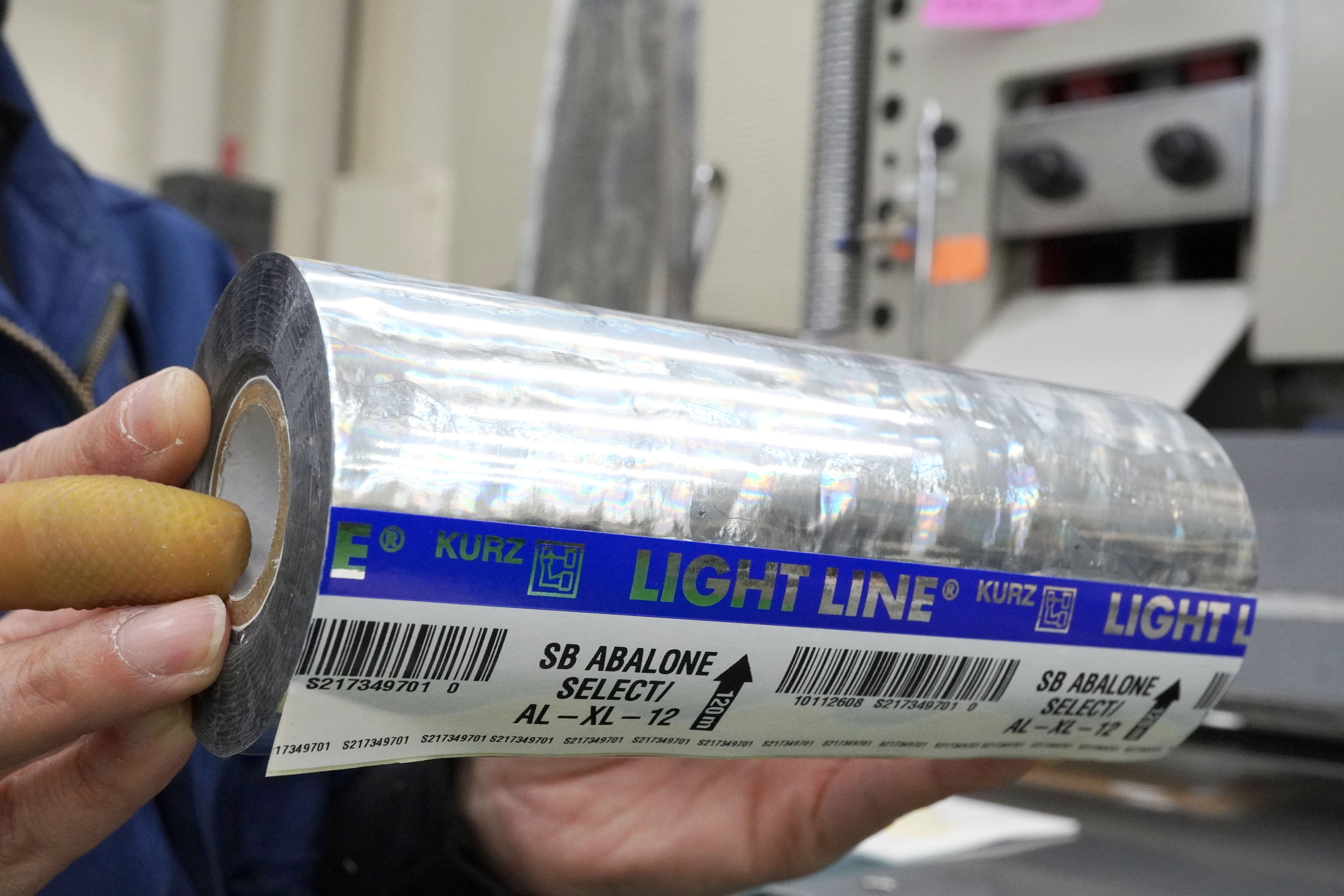 宇野亞喜良さま 特殊印刷カード アバロンセレクト箔押し」｜コスモテック