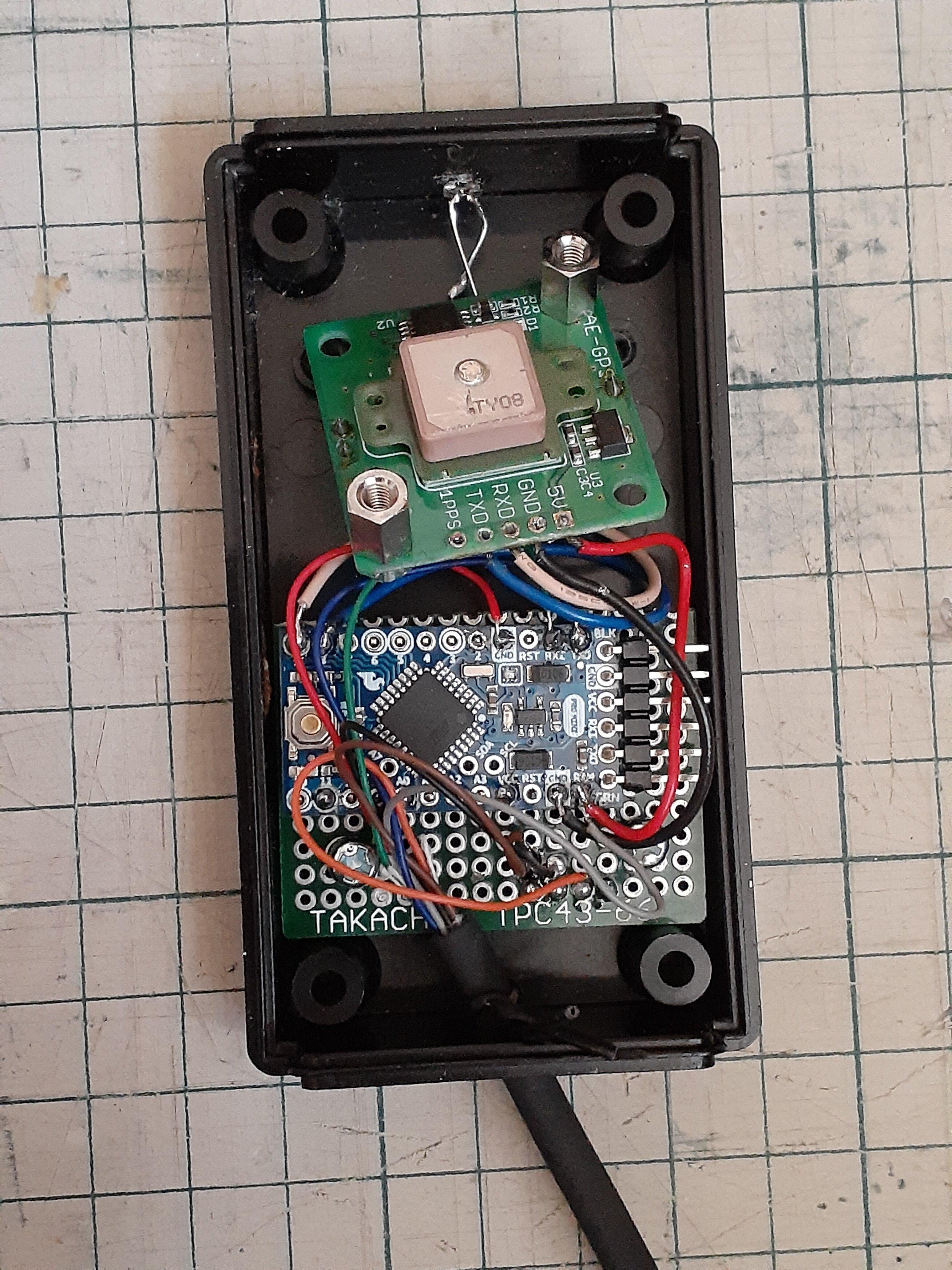 VX-8Dに秋月電子のGPS受信機(AE-GPS)を接続する｜K. -h. I.