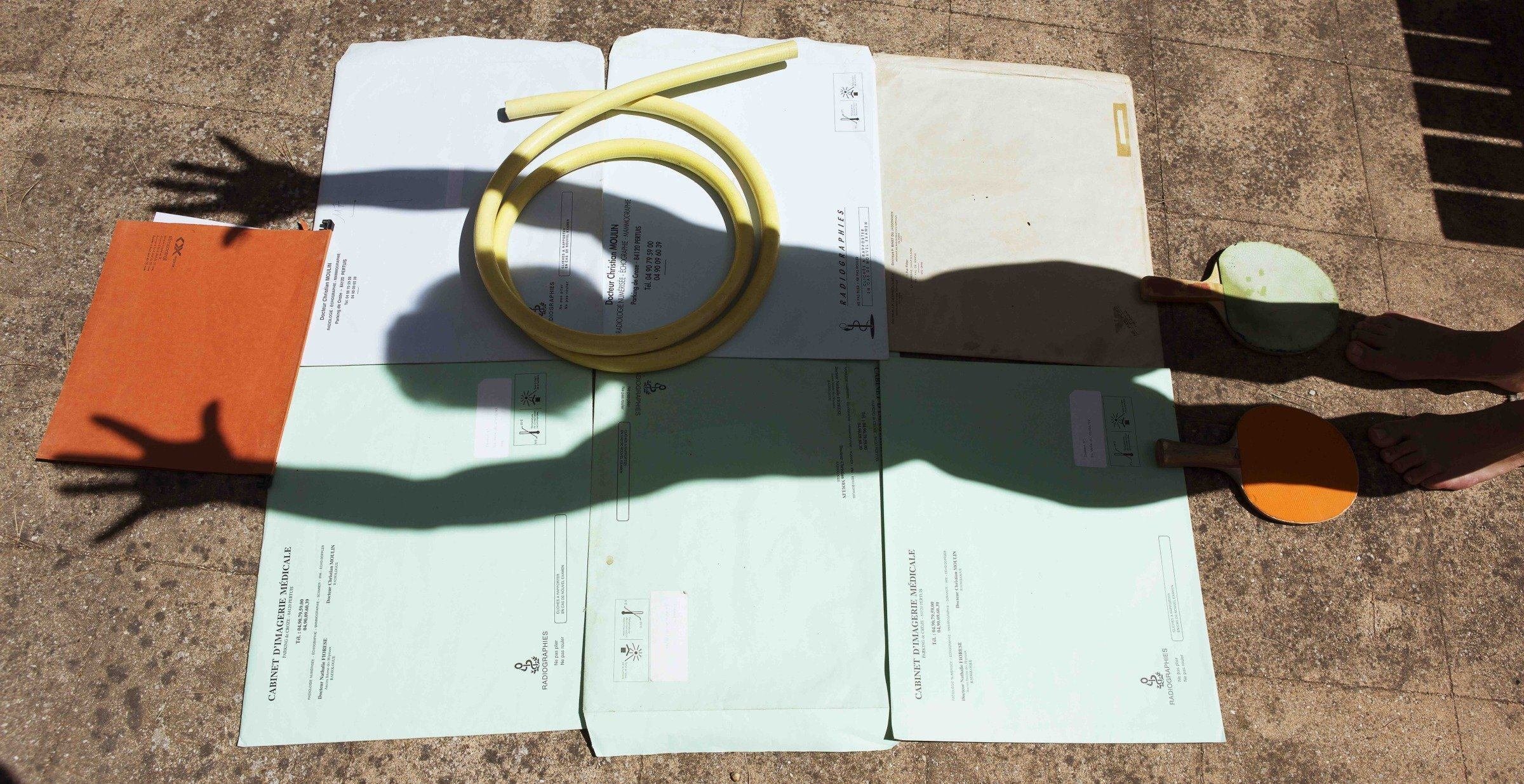 女性写真家 Viviane Sassen：空間認識を混乱させる｜artoday - chiaki